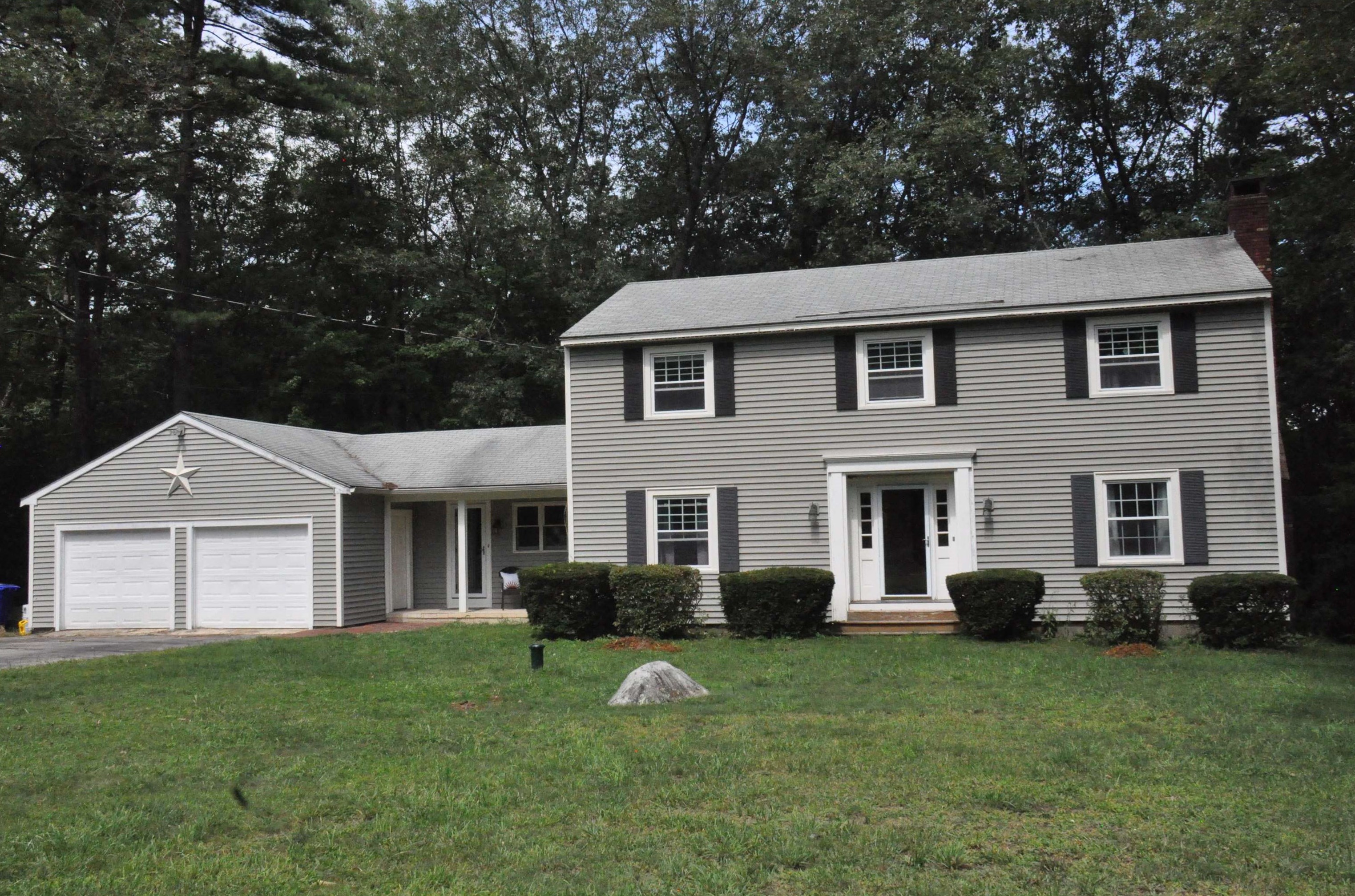 17 Betty Ln, Concord, NH 03304