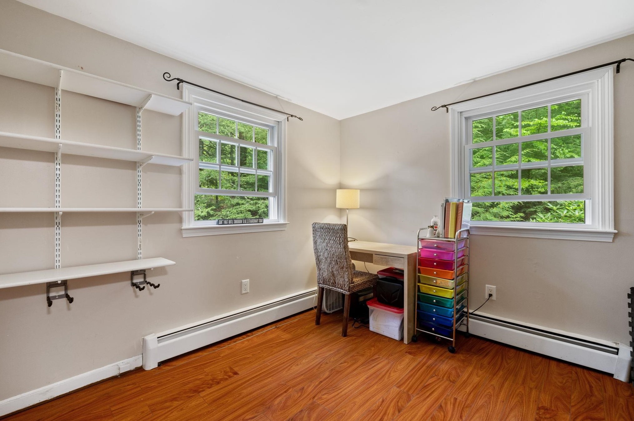 17 Green Meadow Ln, Manchester NH  03110-5546 exterior