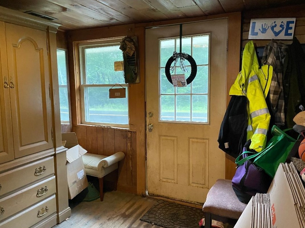 616 Route 103, Sunapee, NH 03782