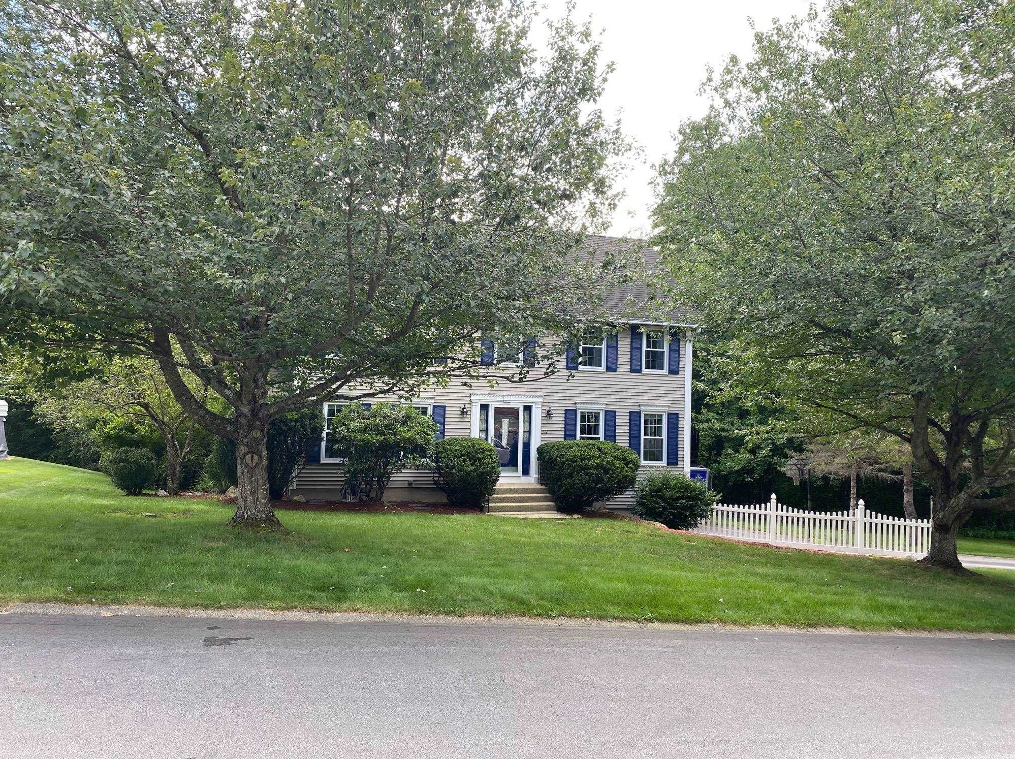33 Windover Ln, Merrimack, NH 03054-2671