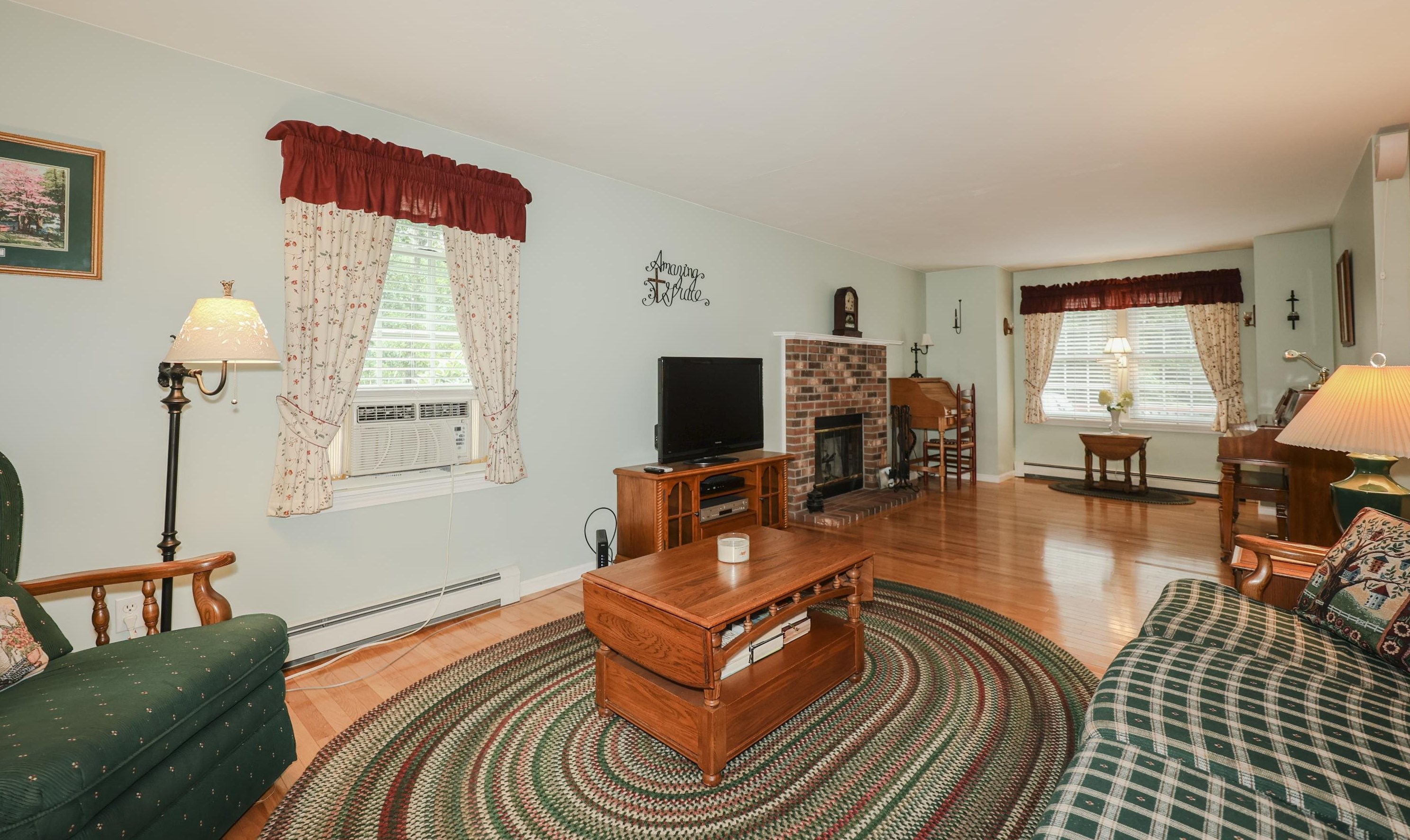 19 Proctor Rd, Manchester NH 03110-4723 exterior