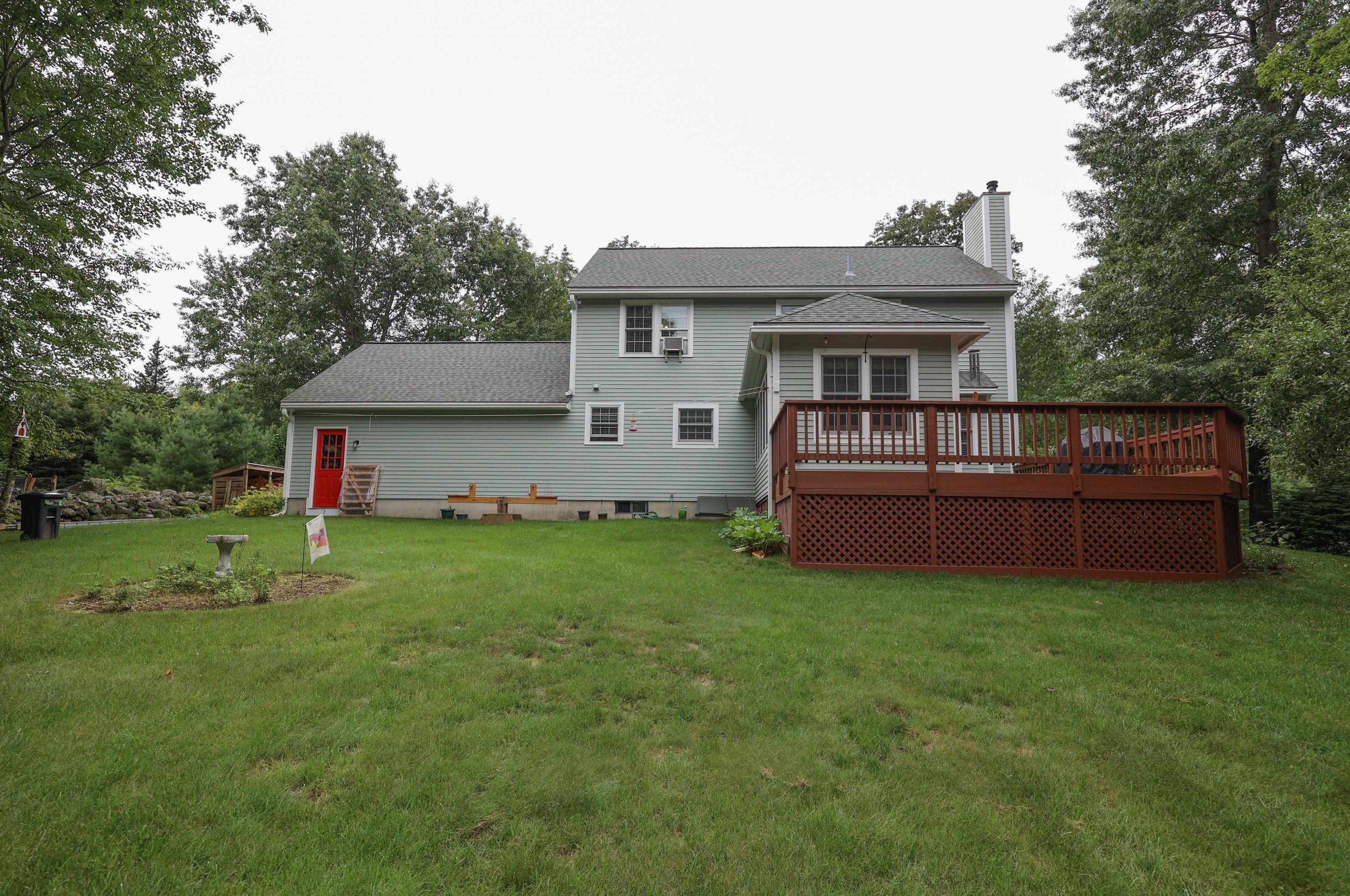 19 Proctor Rd, Manchester NH 03110-4723 exterior