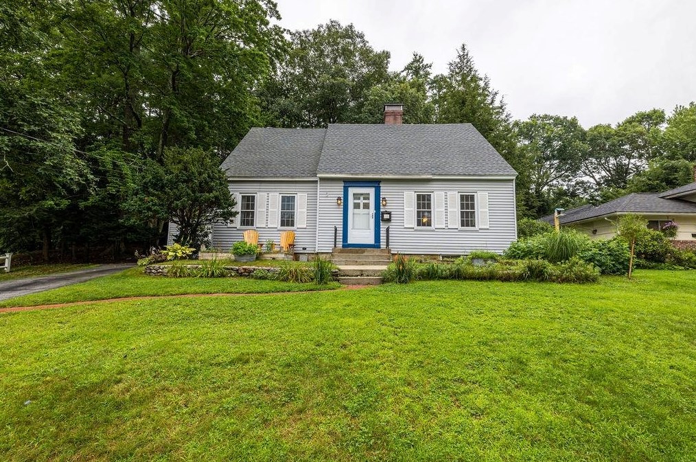 9 Wilson Ave, Concord, NH 03301