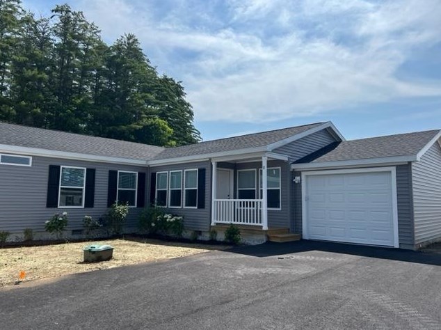 75-A Crescent St, Bridgewater, NH 03264-3305