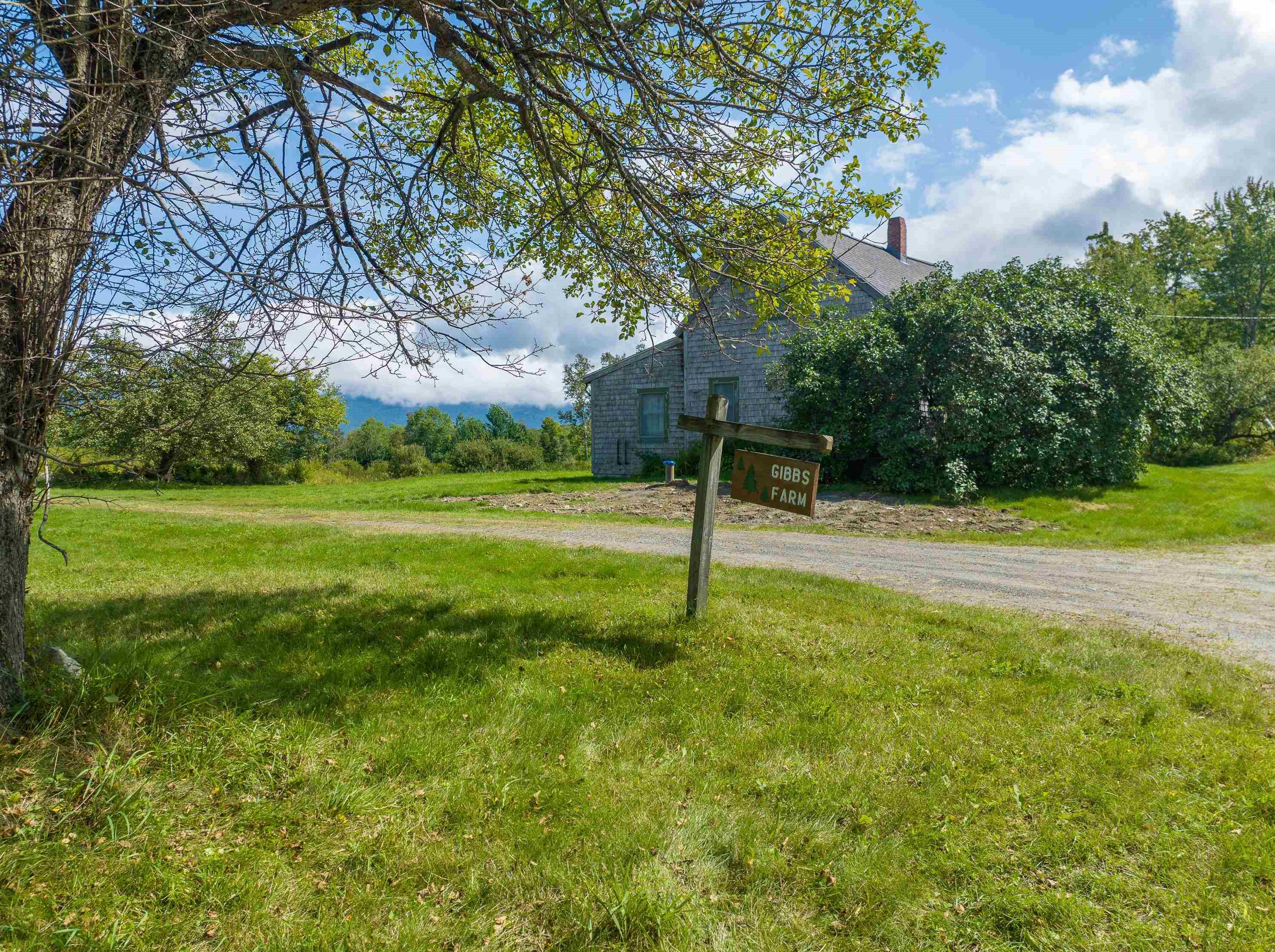 723 Hadley Rd, Landaff, NH 03586