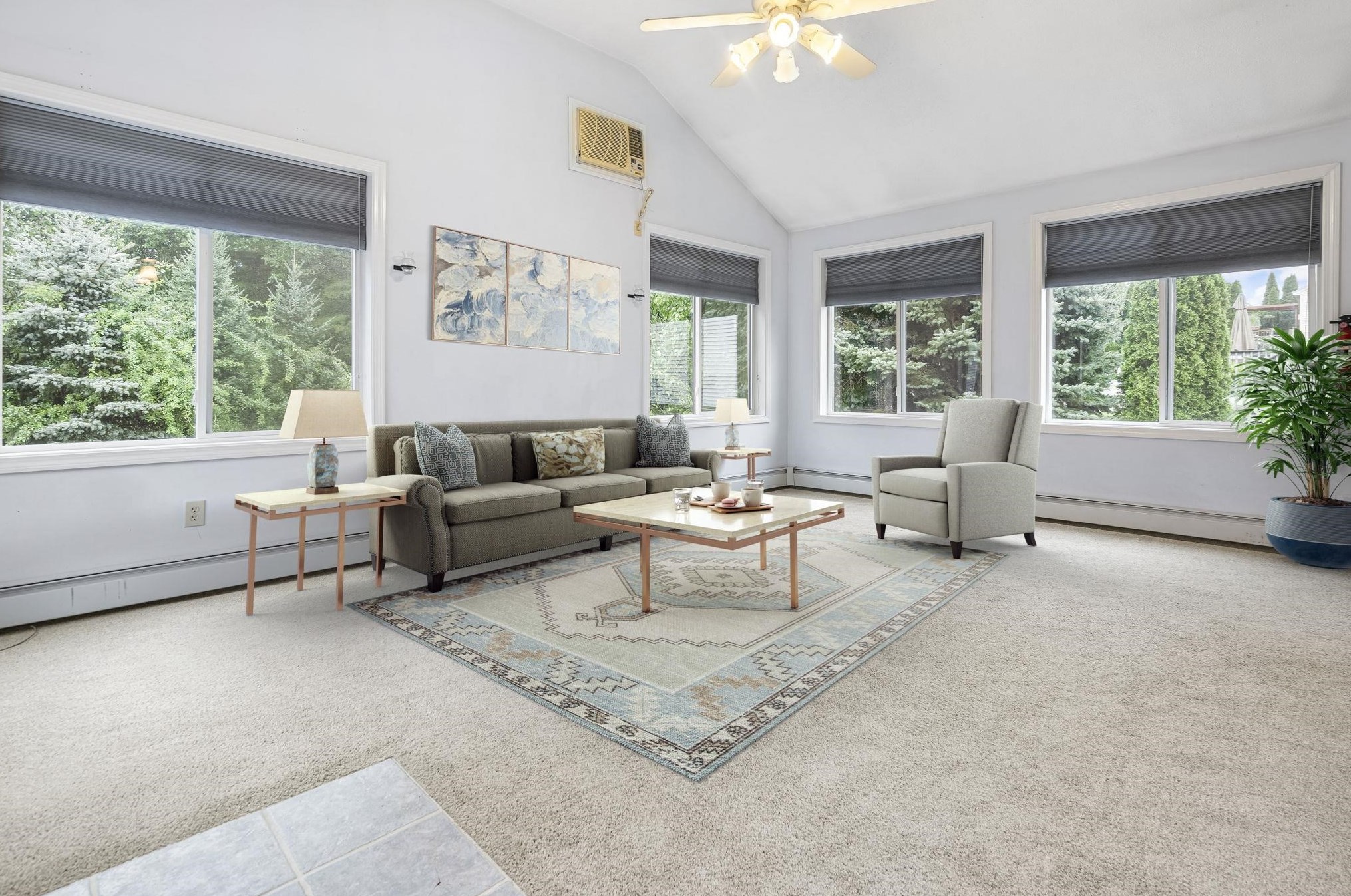 430 Brent St, Manchester, NH 03103-7703