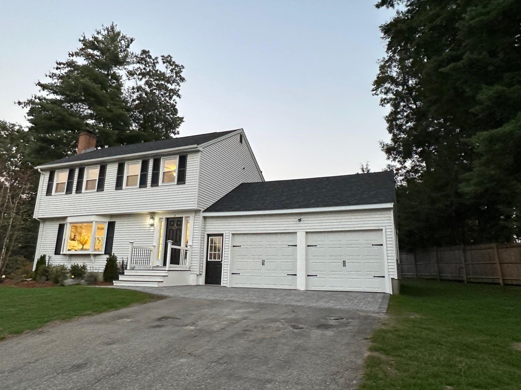 2 Candia St, Nashua, NH 03063