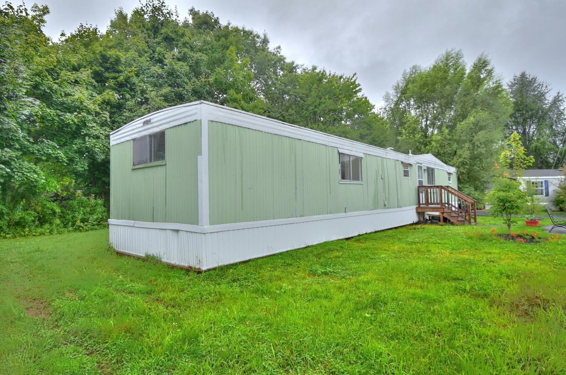 90 Colgate Rd, Newmarket, NH 03857-4405