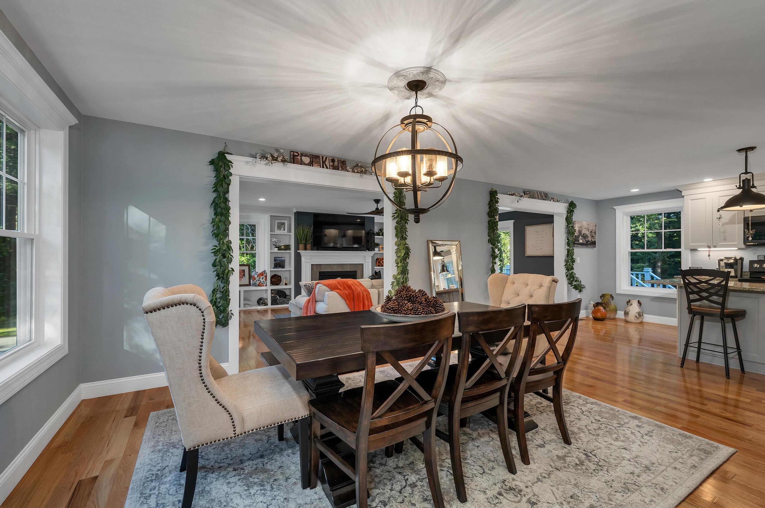 227 Ash Swamp Rd, Newmarket NH 03857-2073 exterior