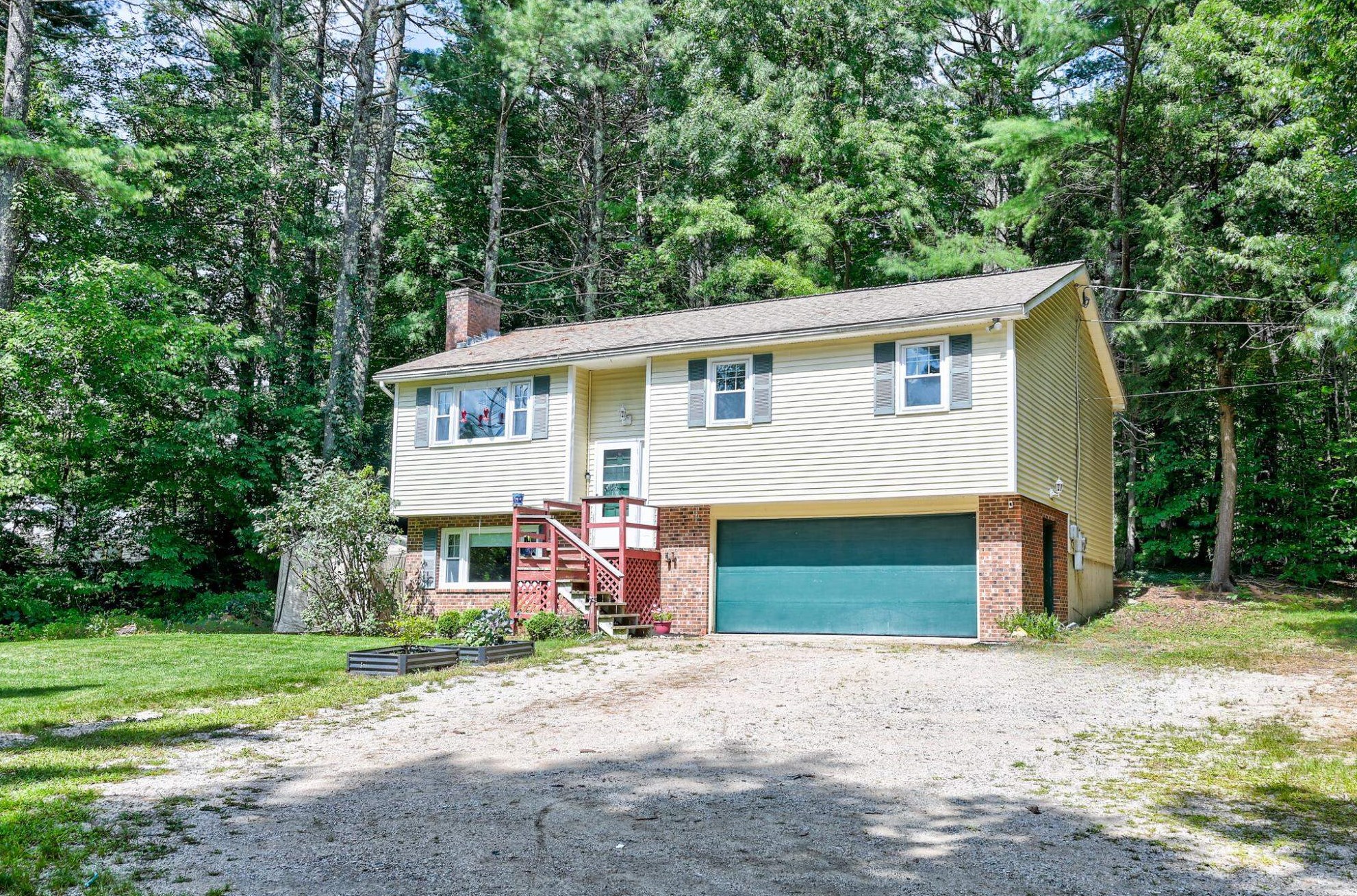 147 Maple Manor Rd, Conway, NH 03813