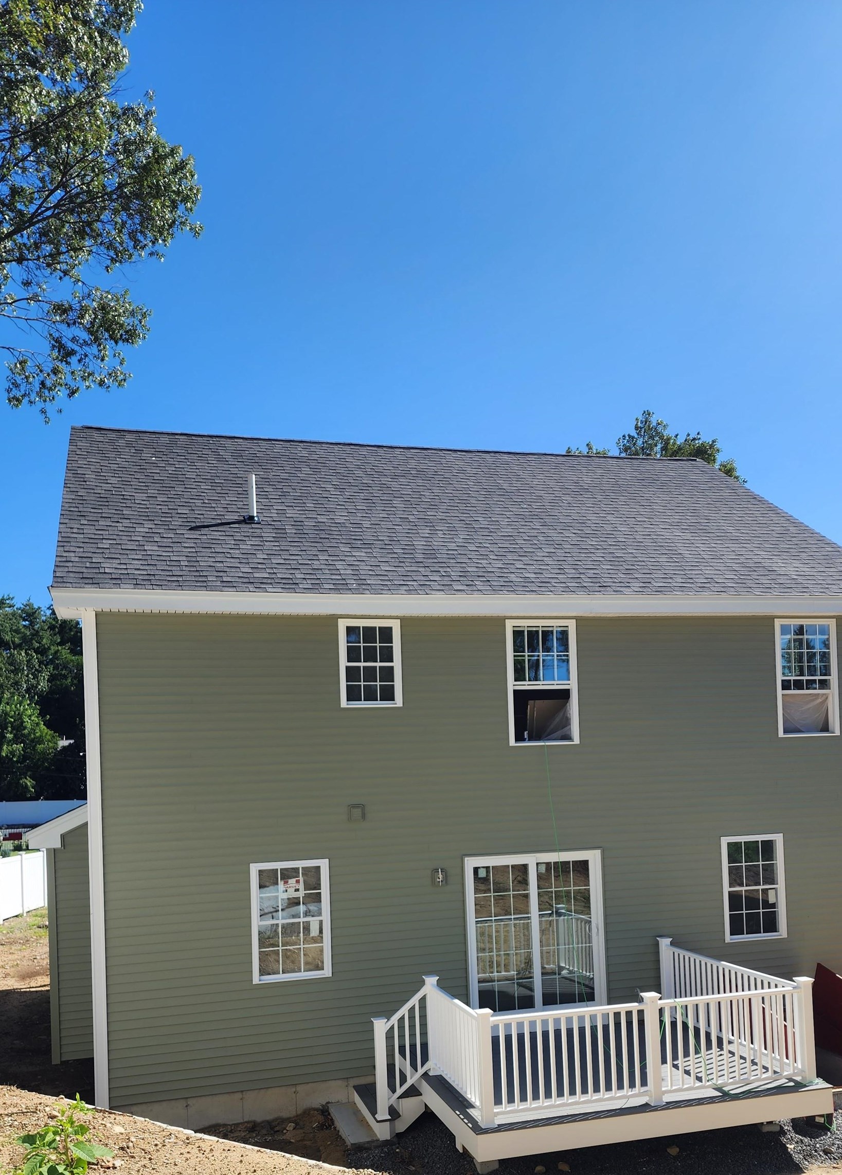 4 C St, Hudson, NH 03051-2809