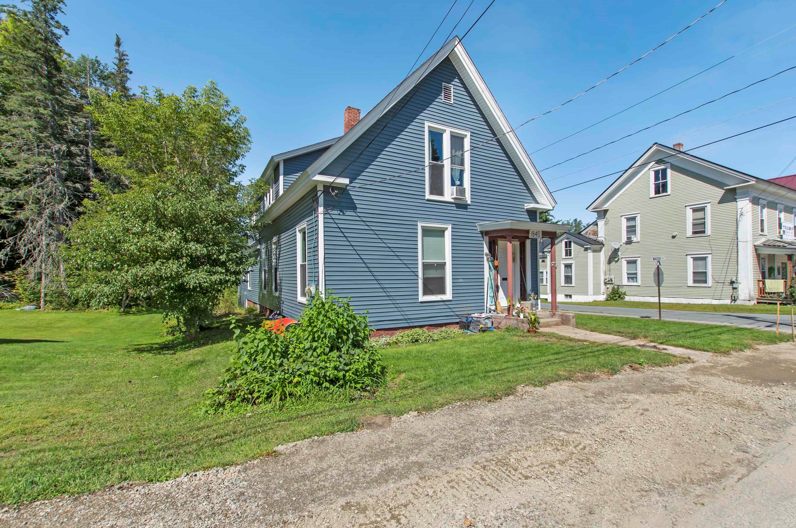 39 Elm St, Lancaster, NH 03584-3122
