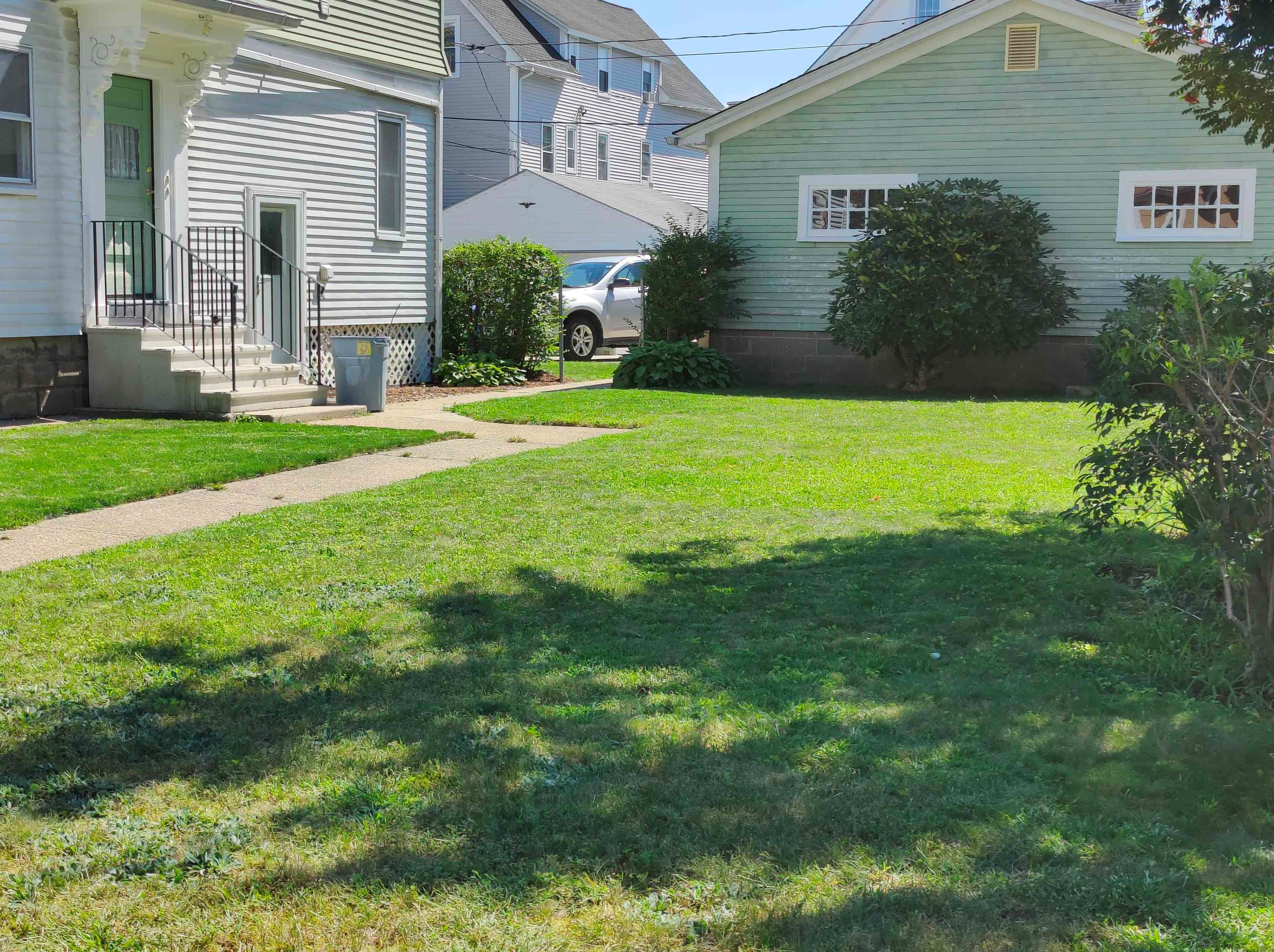 18-20 Quirin St, Manchester, NH 03102