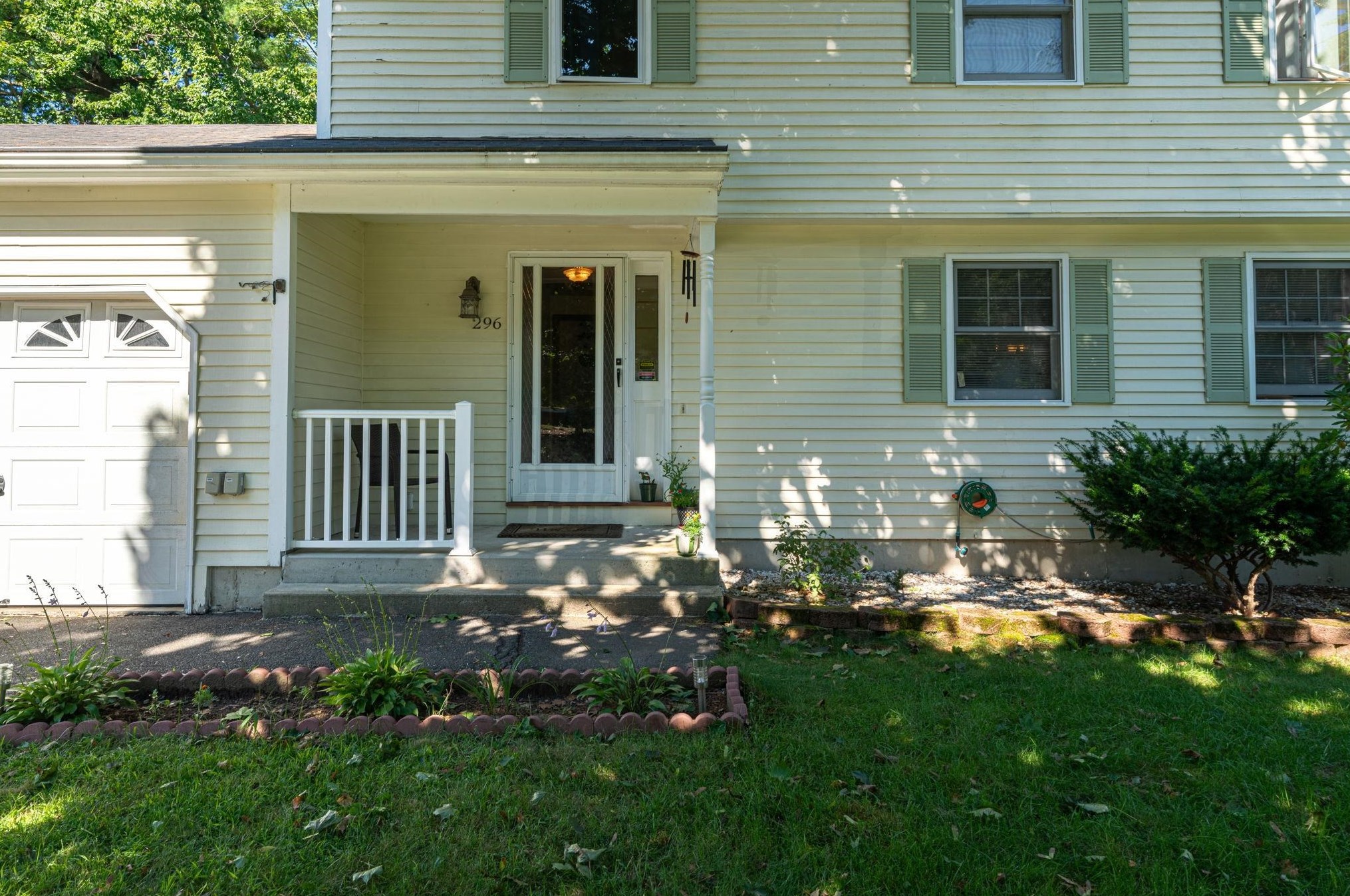 296 Coral Ave, Manchester, NH 03104