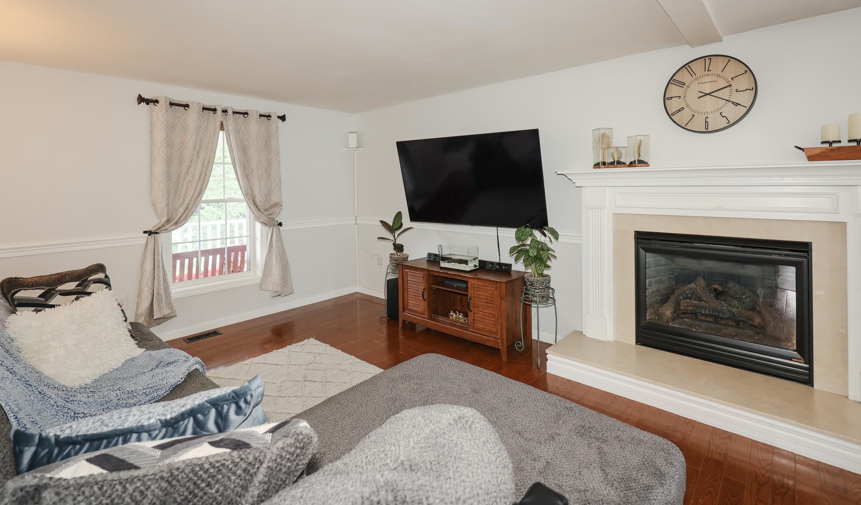 440 Whittington St, Manchester NH  03104-6493 exterior