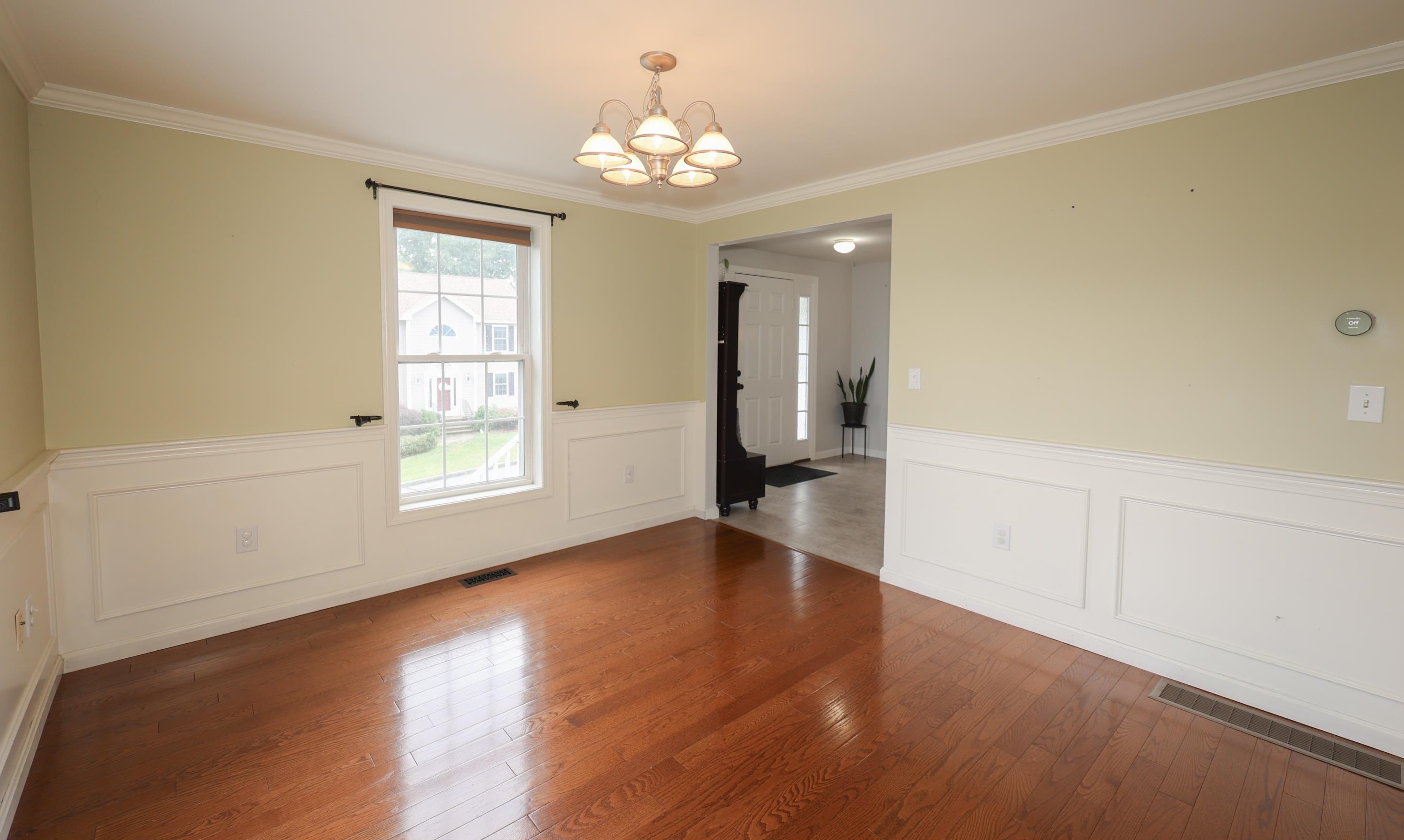 440 Whittington St, Manchester NH  03104-6493 exterior