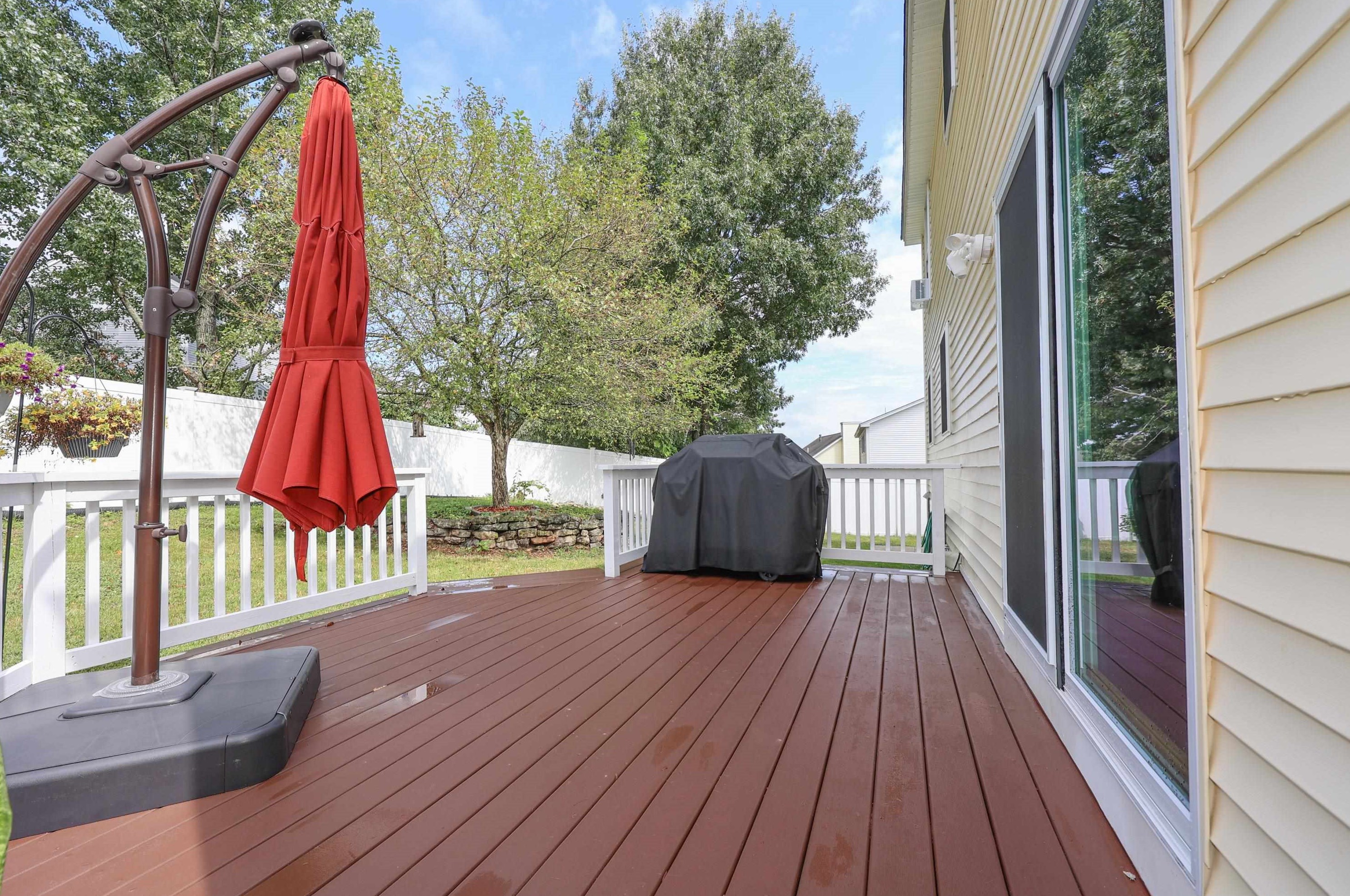 440 Whittington St, Manchester NH  03104-6493 exterior