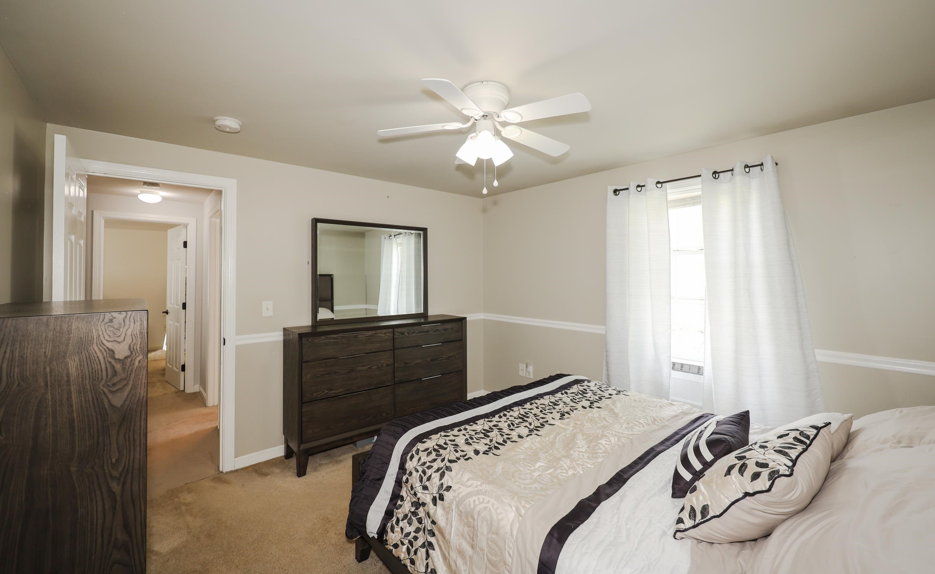 440 Whittington St, Manchester NH  03104-6493 exterior