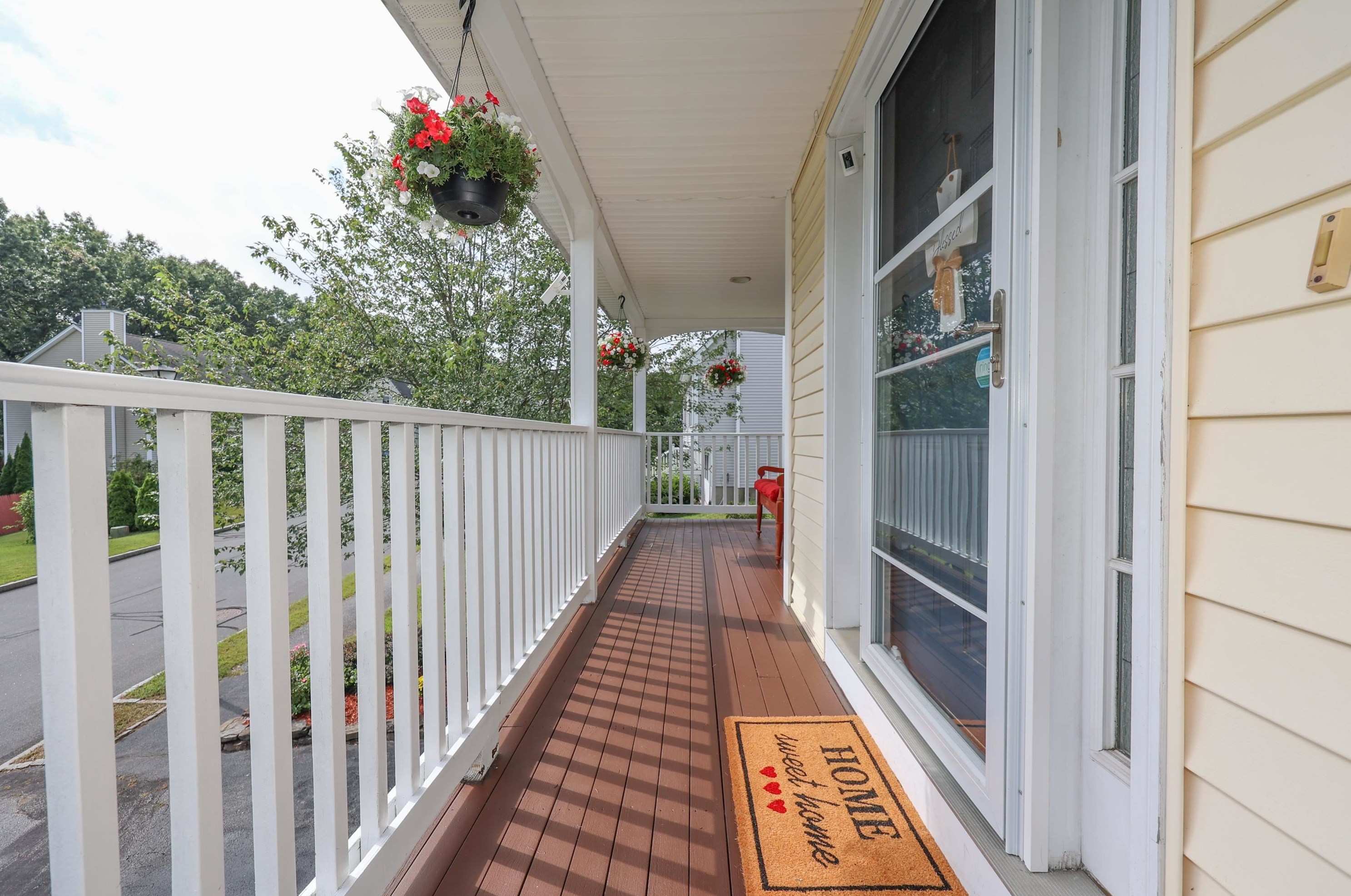 440 Whittington St, Manchester NH  03104-6493 exterior