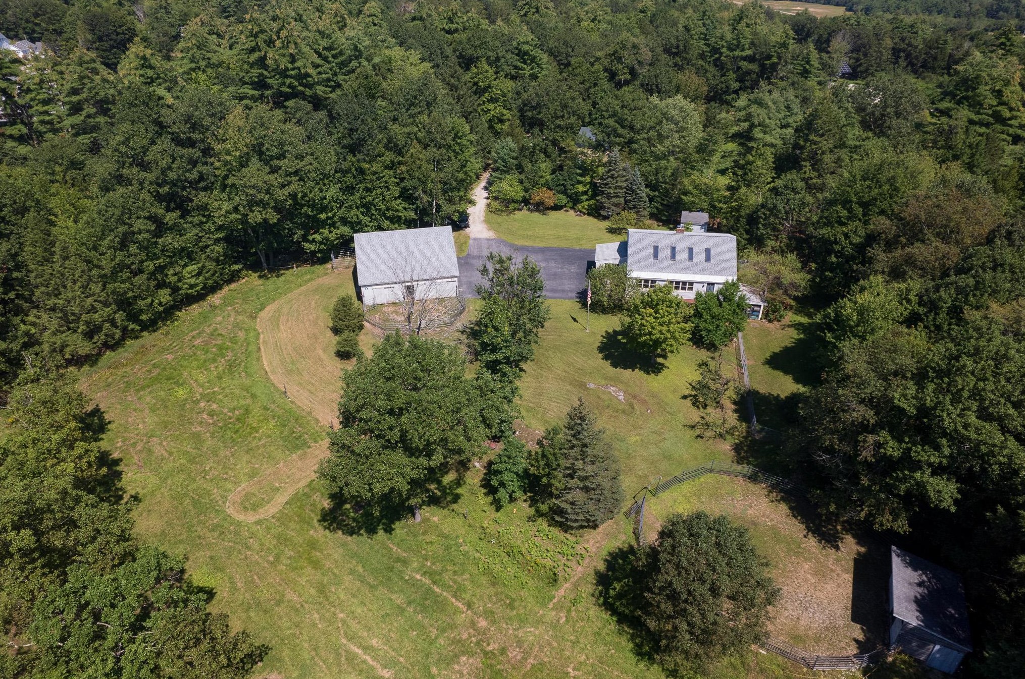 40 Cotton Rd, Deerfield, NH 03037