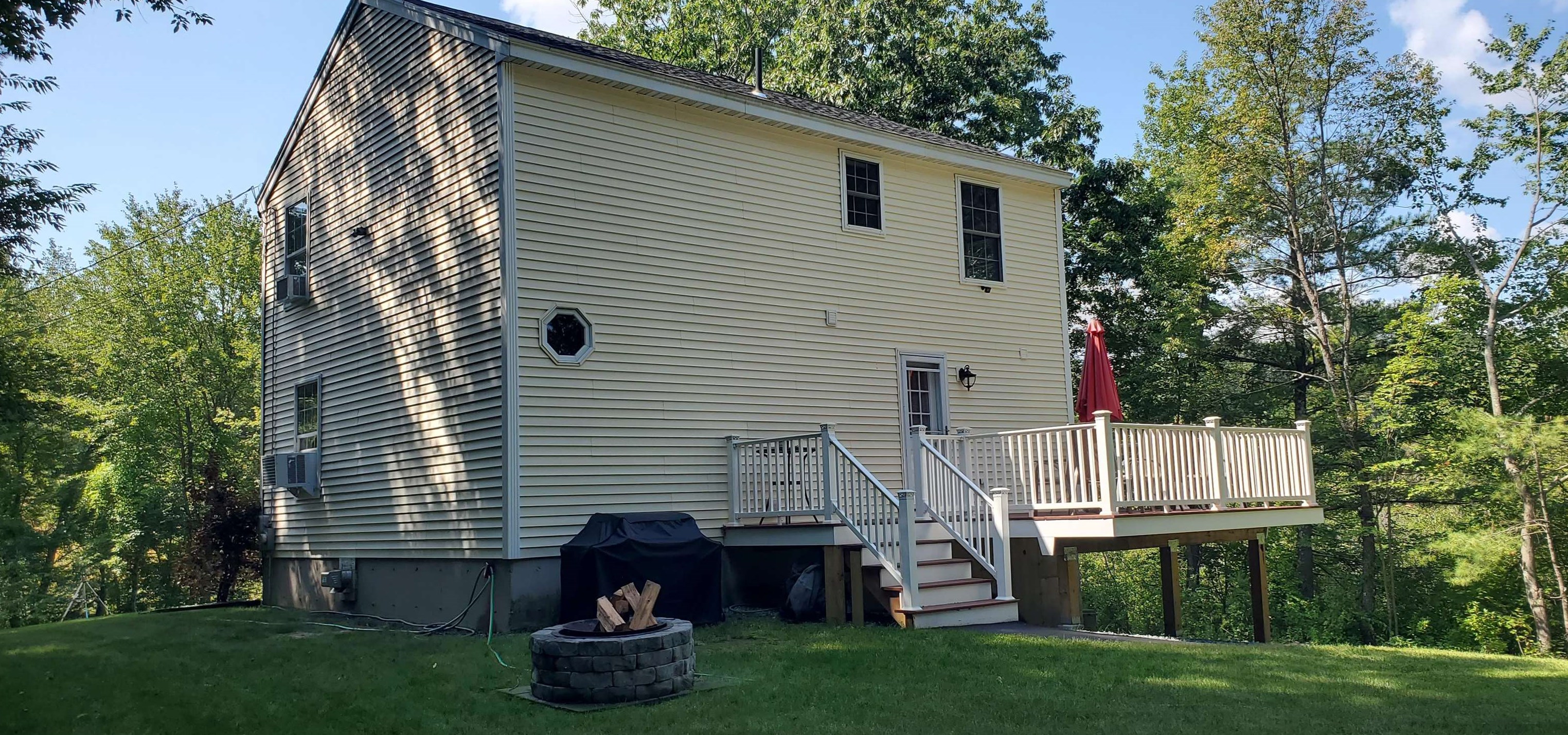 23 N Shr Rd, Sandown, NH 03873