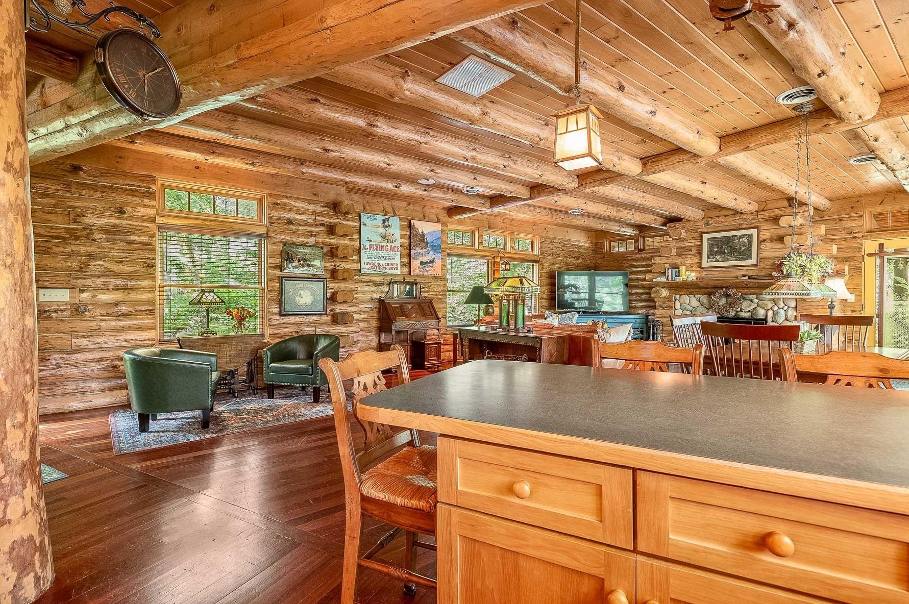 199 Hemlock Ln, Barrington NH  03825-5042 exterior