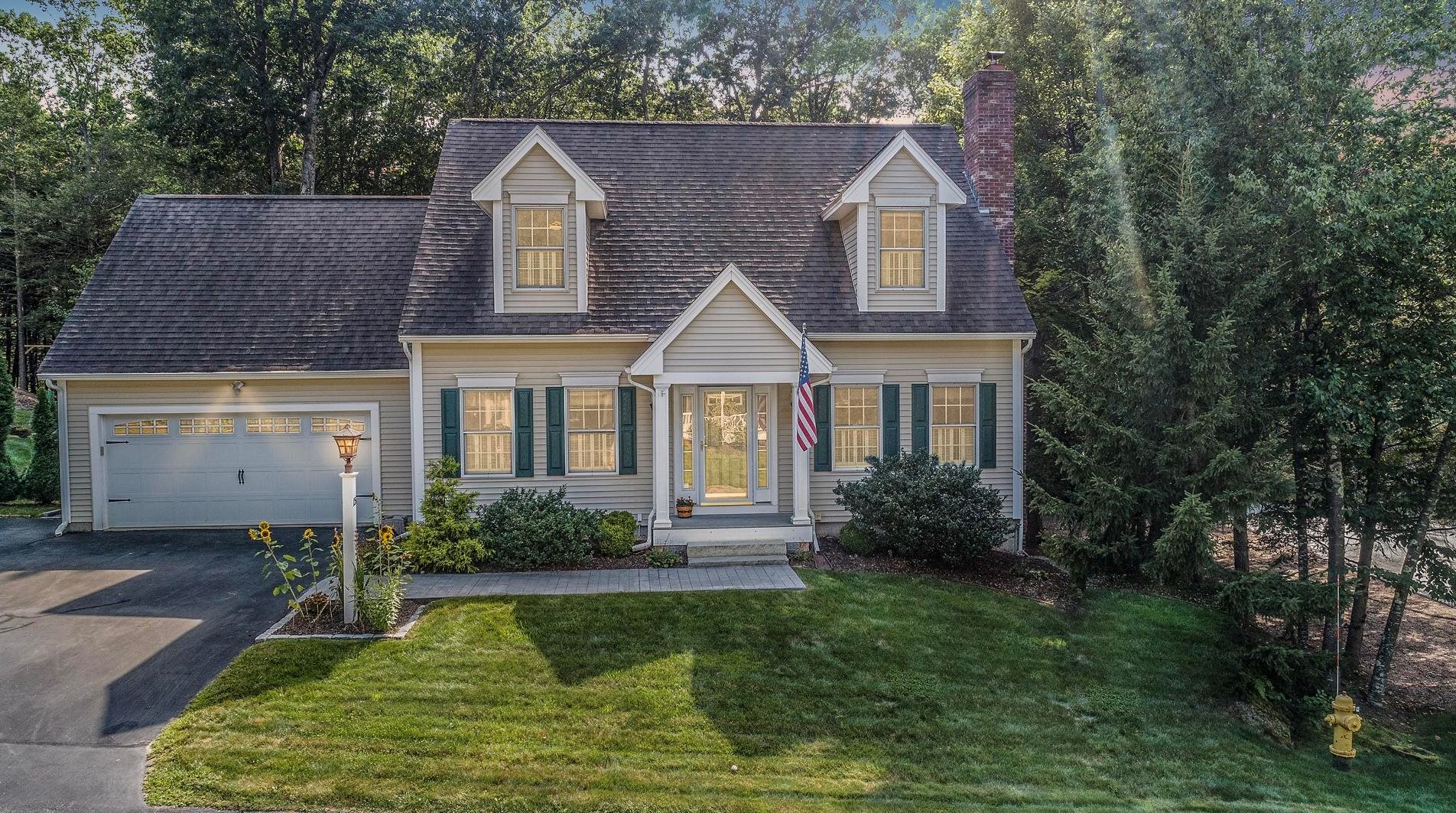 15 Robbe Farm Rd, Peterborough, NH 03458