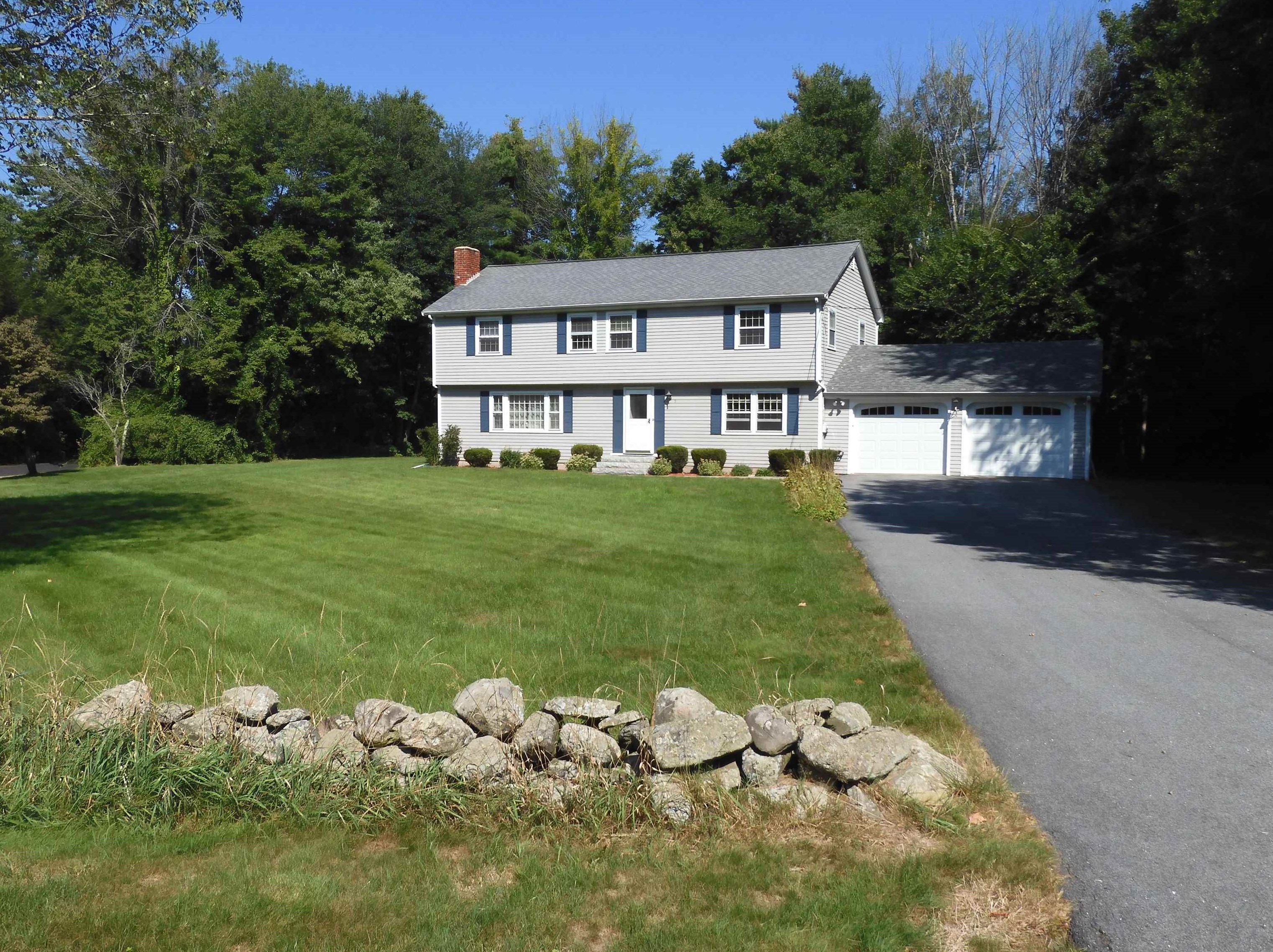 5 Knightland Rd, Atkinson, NH 03811