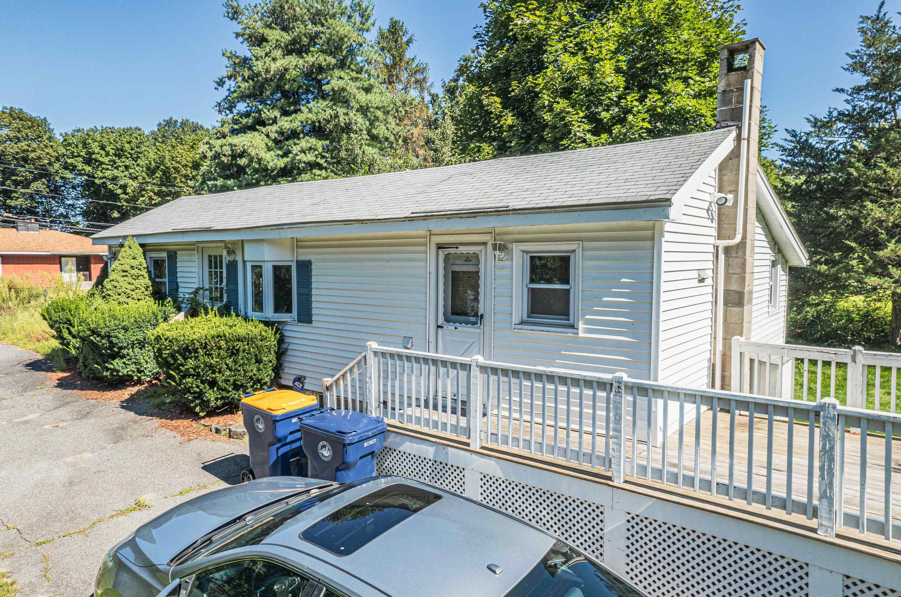 21 Main St, Plaistow, NH 03865