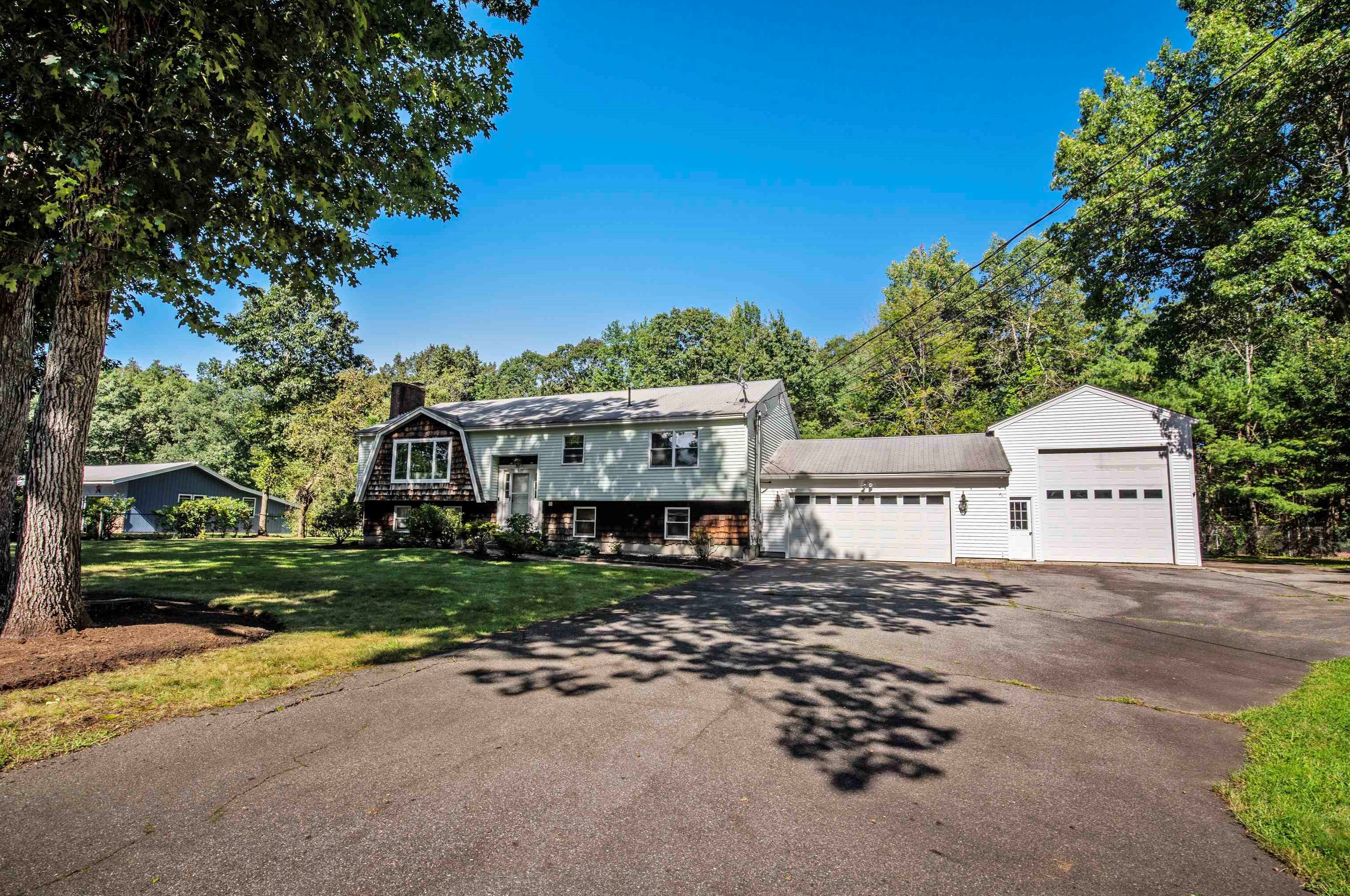 18 Shady Ln, Plaistow, NH 03865