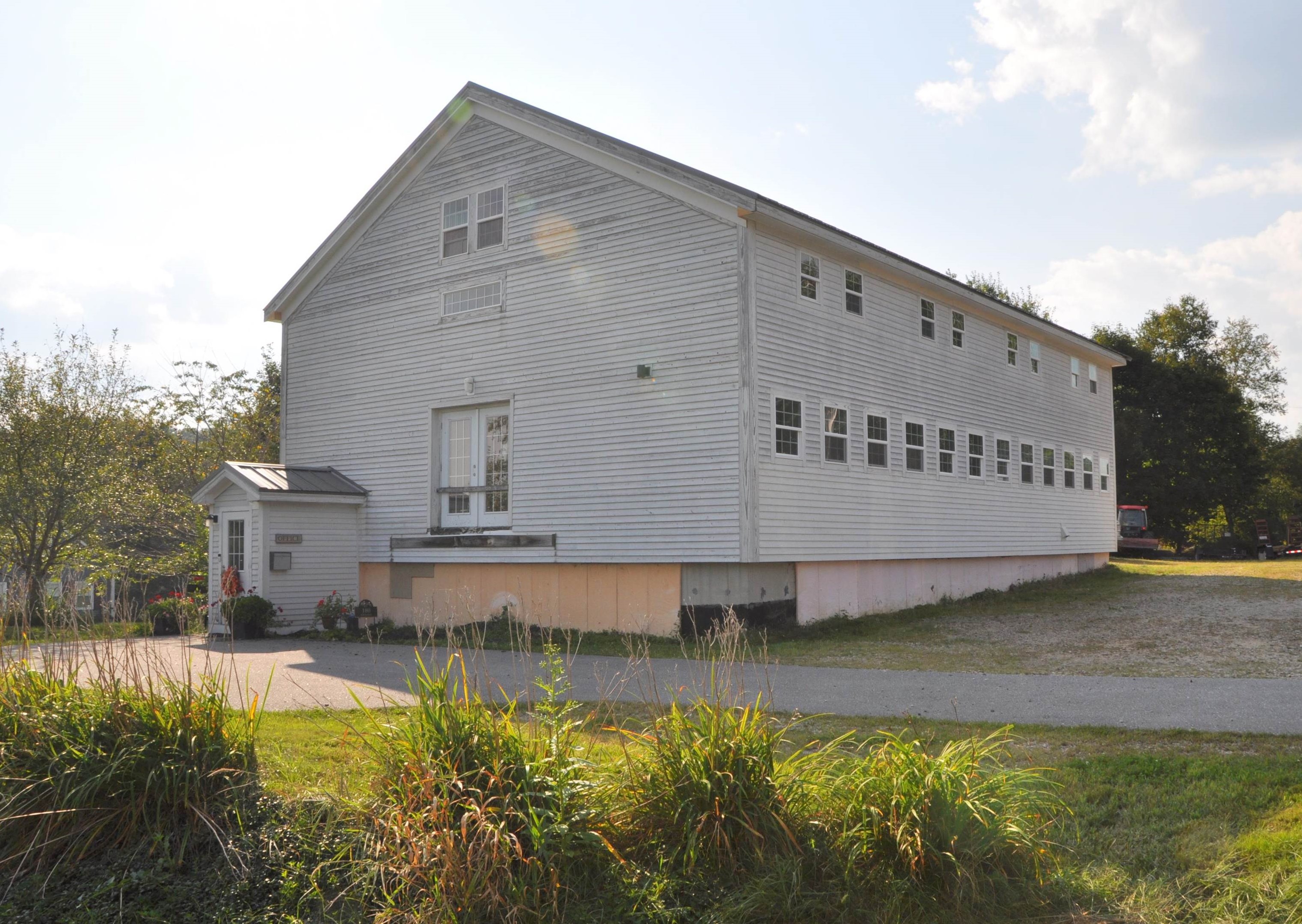 180 North Road, Deerfield, NH 03037
