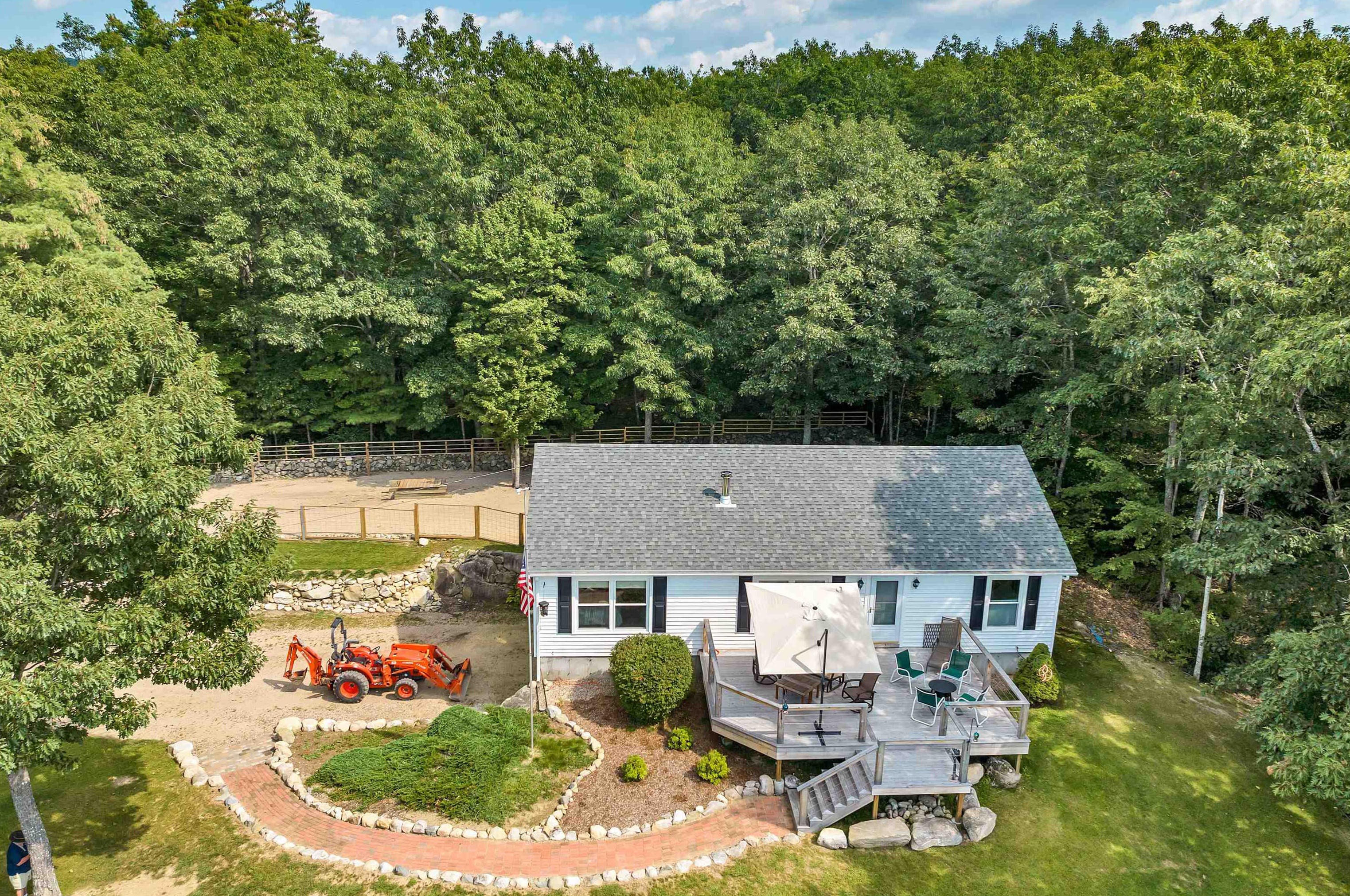 4252 Province Lake Rd, Wakefield, NH 03830