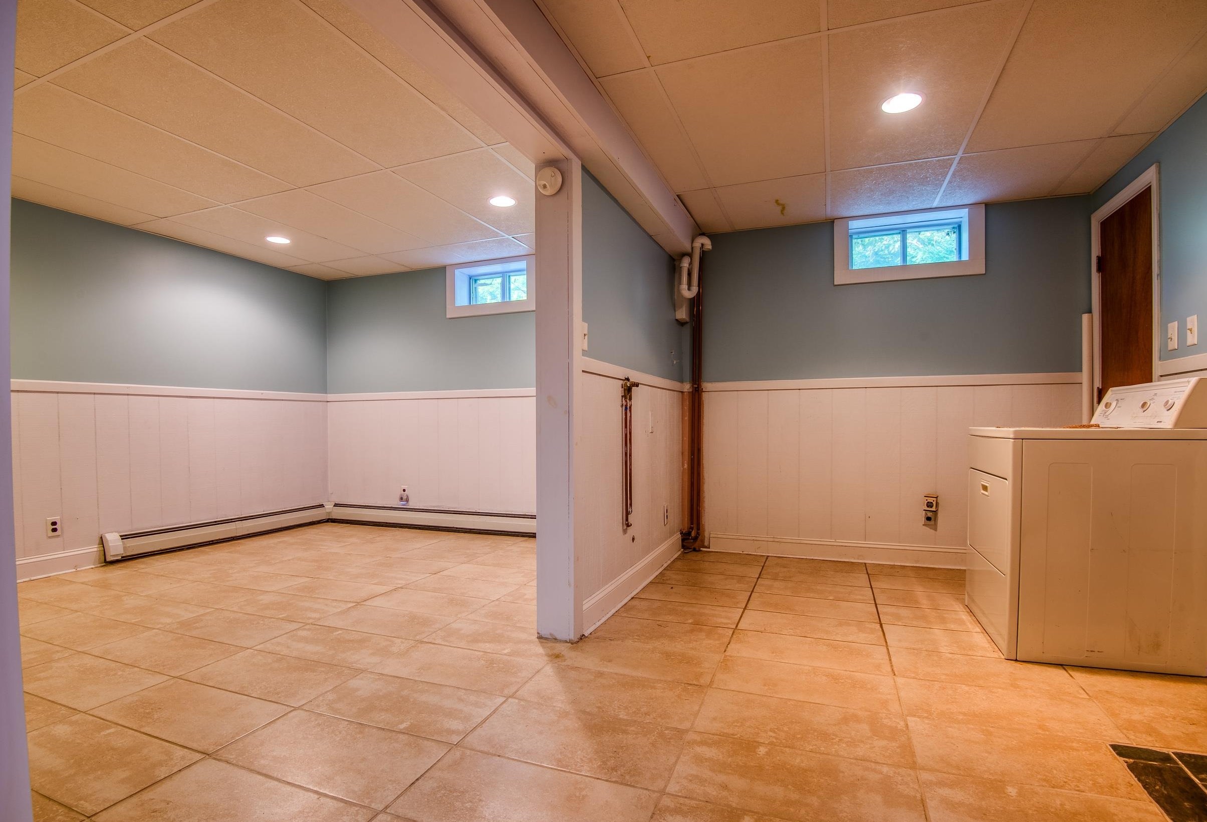 2 Stony Brk Rd, Shelburne NH  03581-1350 exterior