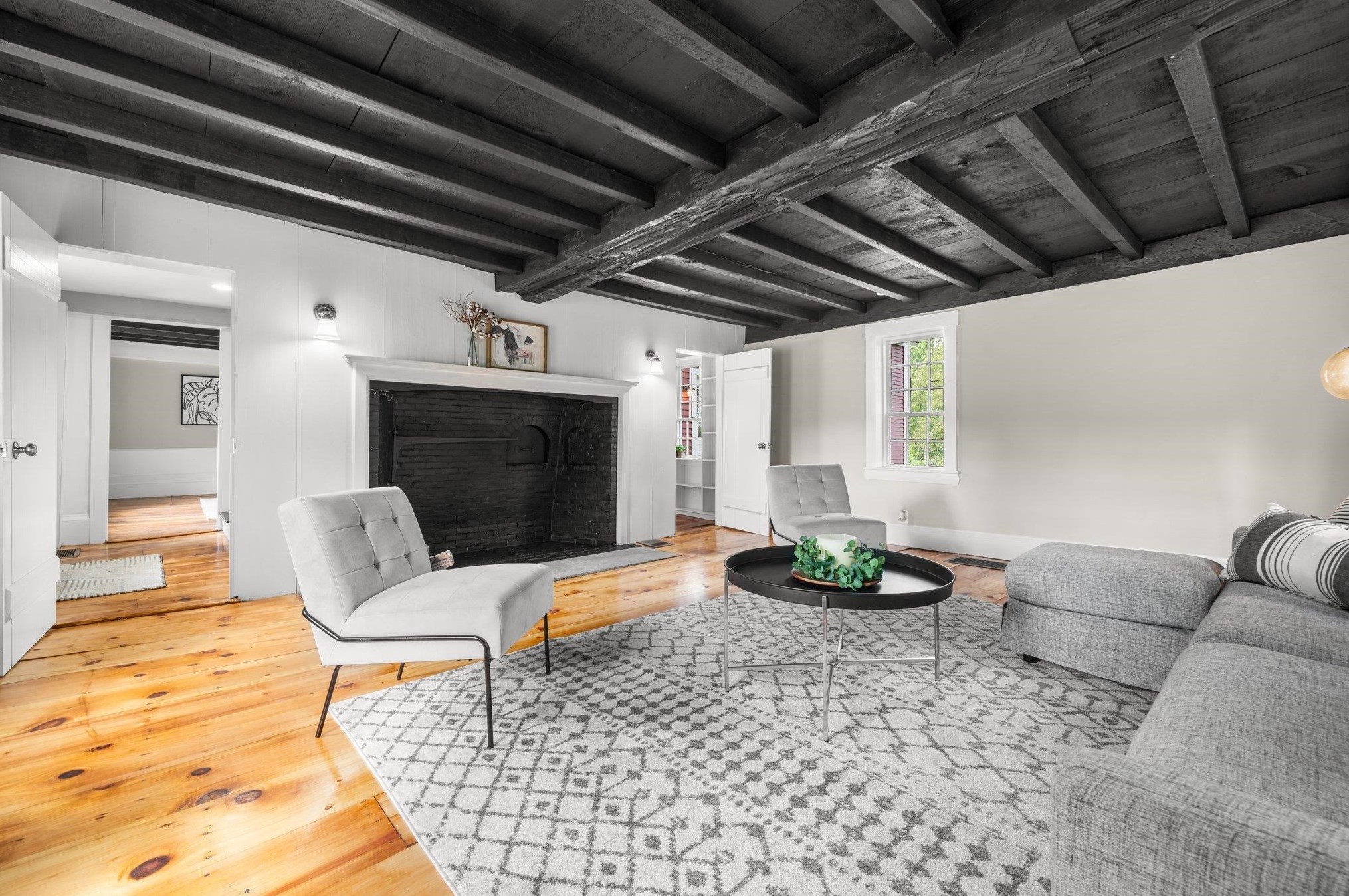 241 Sandown Rd, Chester, NH 03036