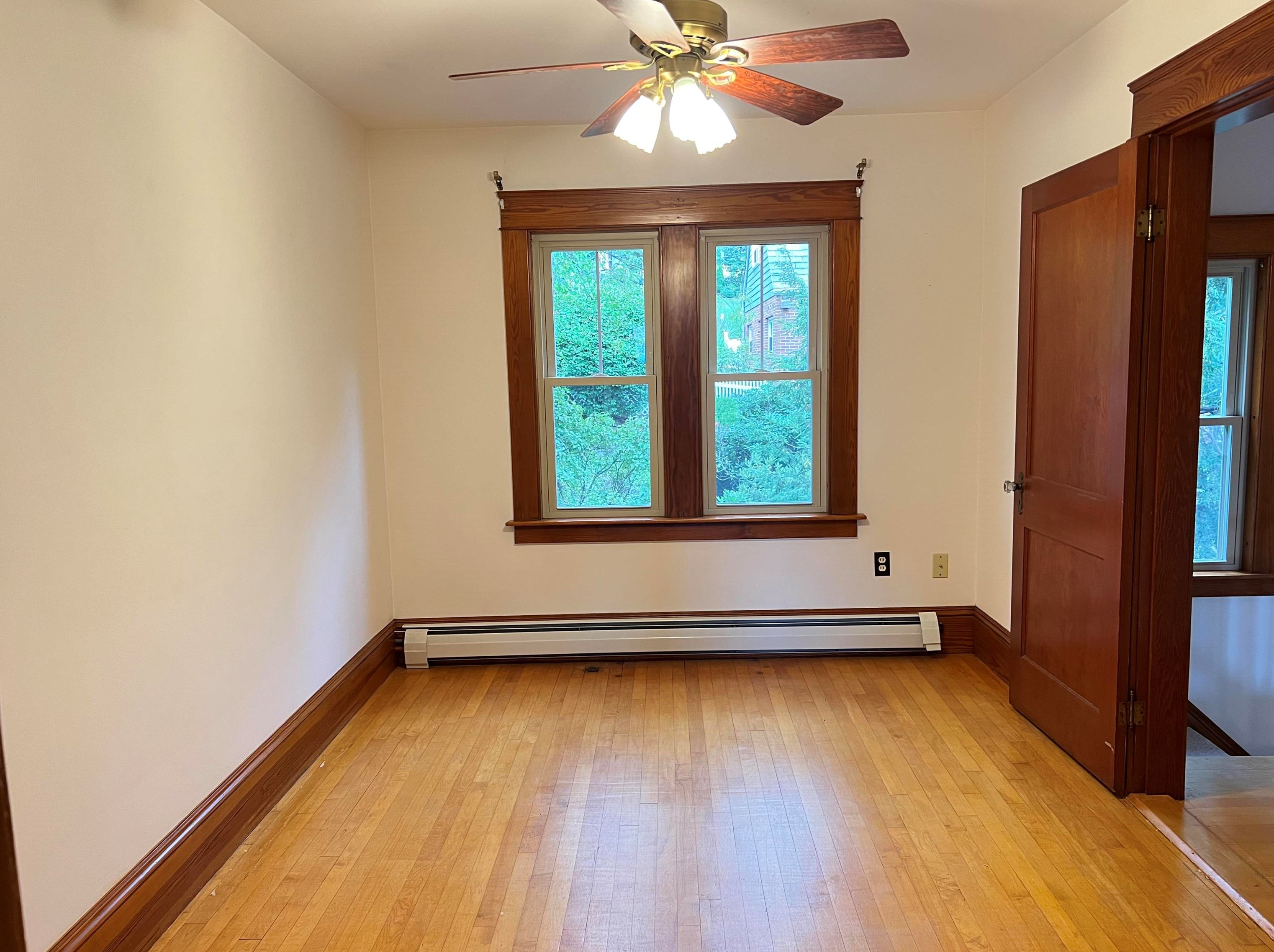 526 Amherst St, Manchester NH 03104-5083 exterior