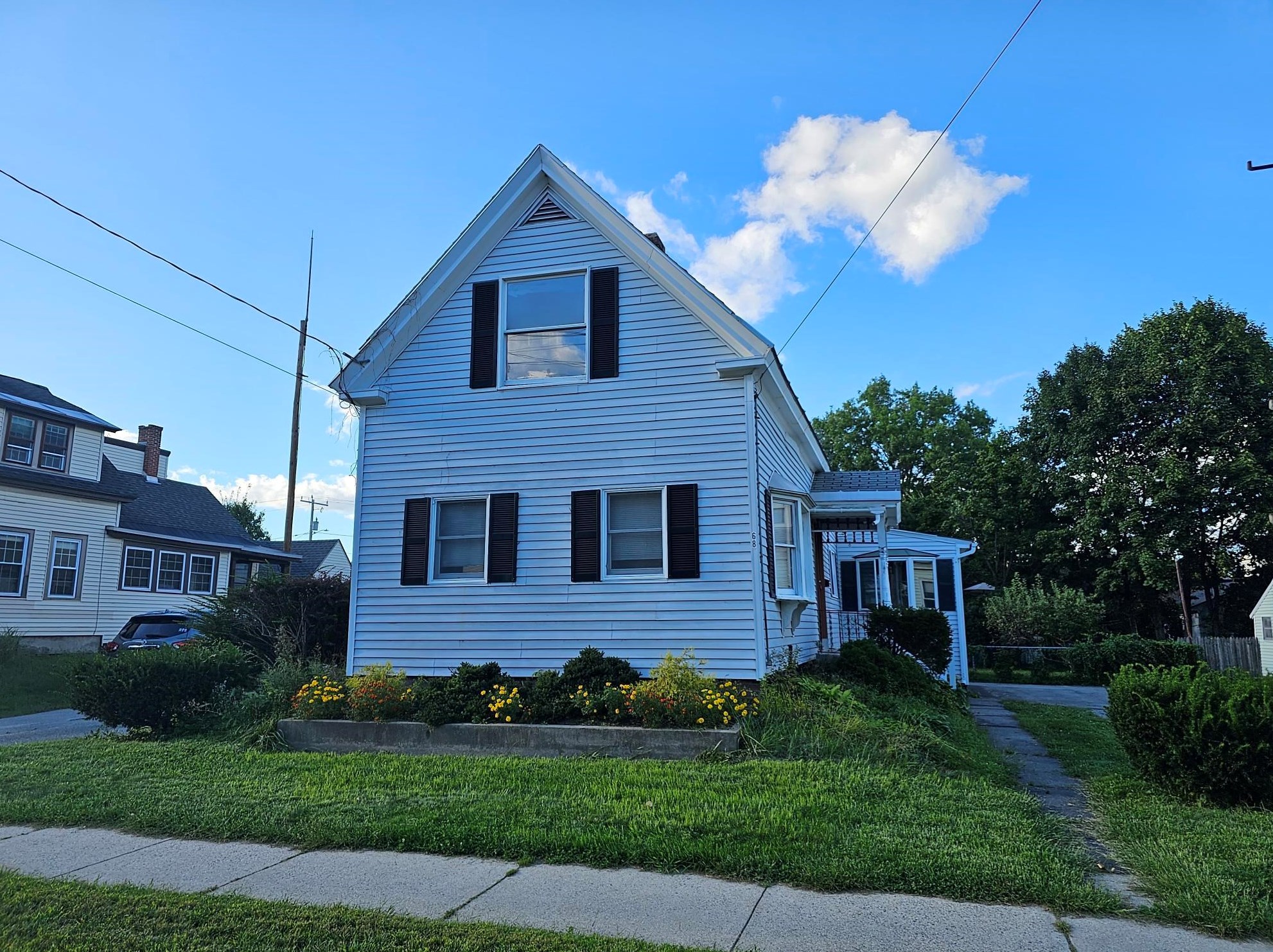 68 Water St, Keene, NH 03431