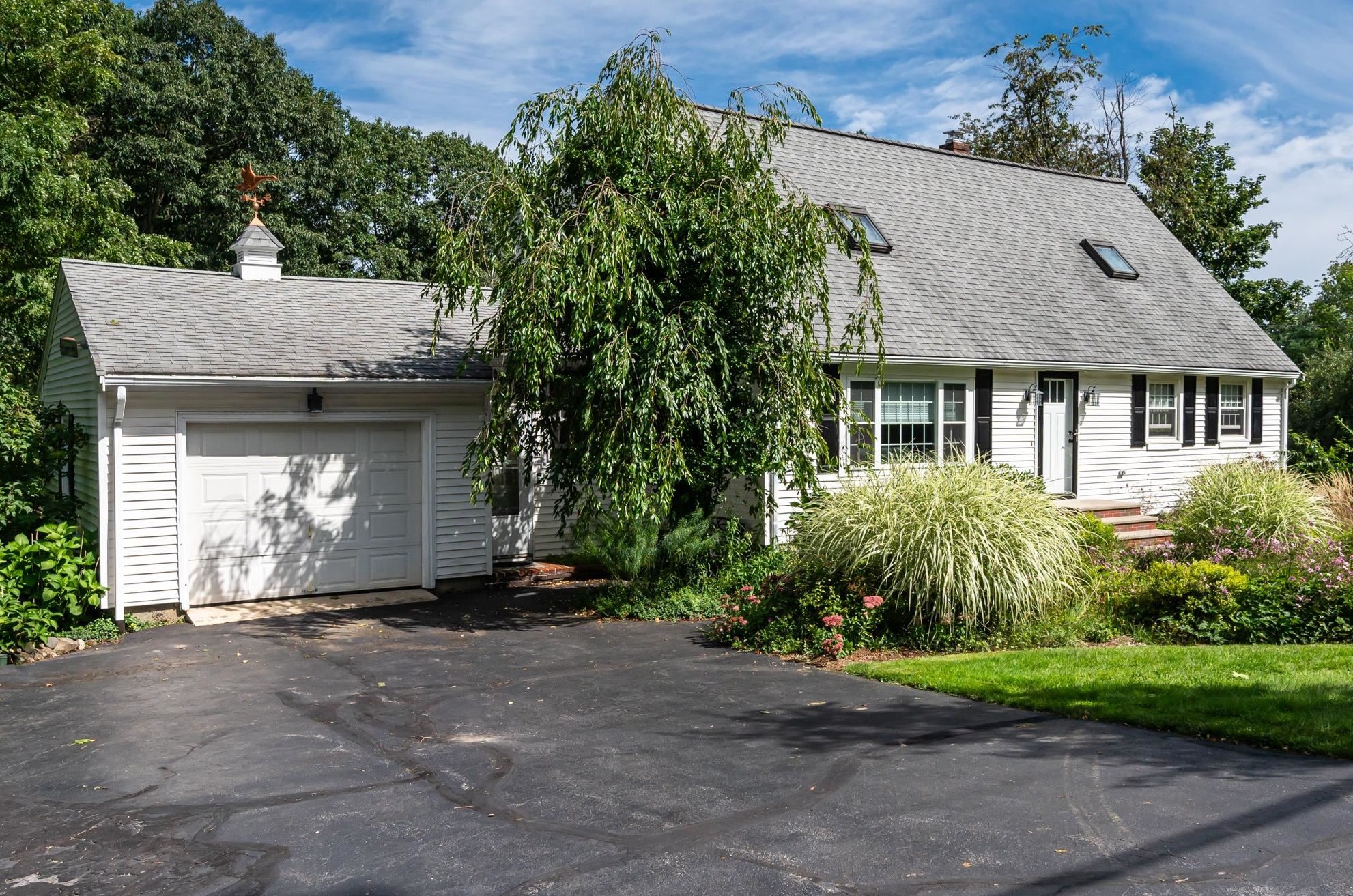15 Marblehead Rd, Windham, NH 03087-2335