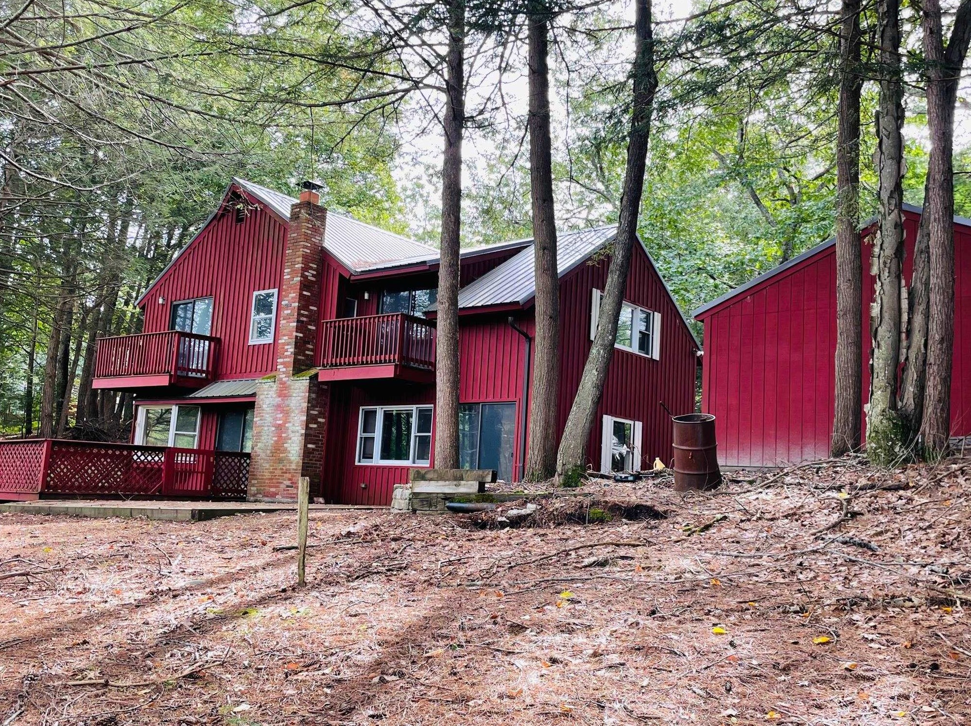 95 Riverside Dr, Fremont, NH 03044