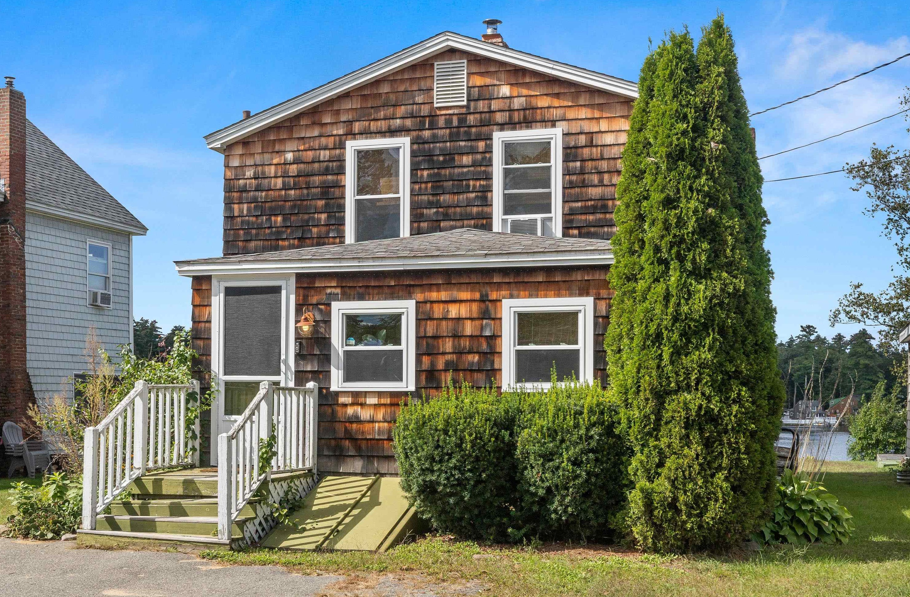 38 Wilders Grove Rd, Newton, NH 03858