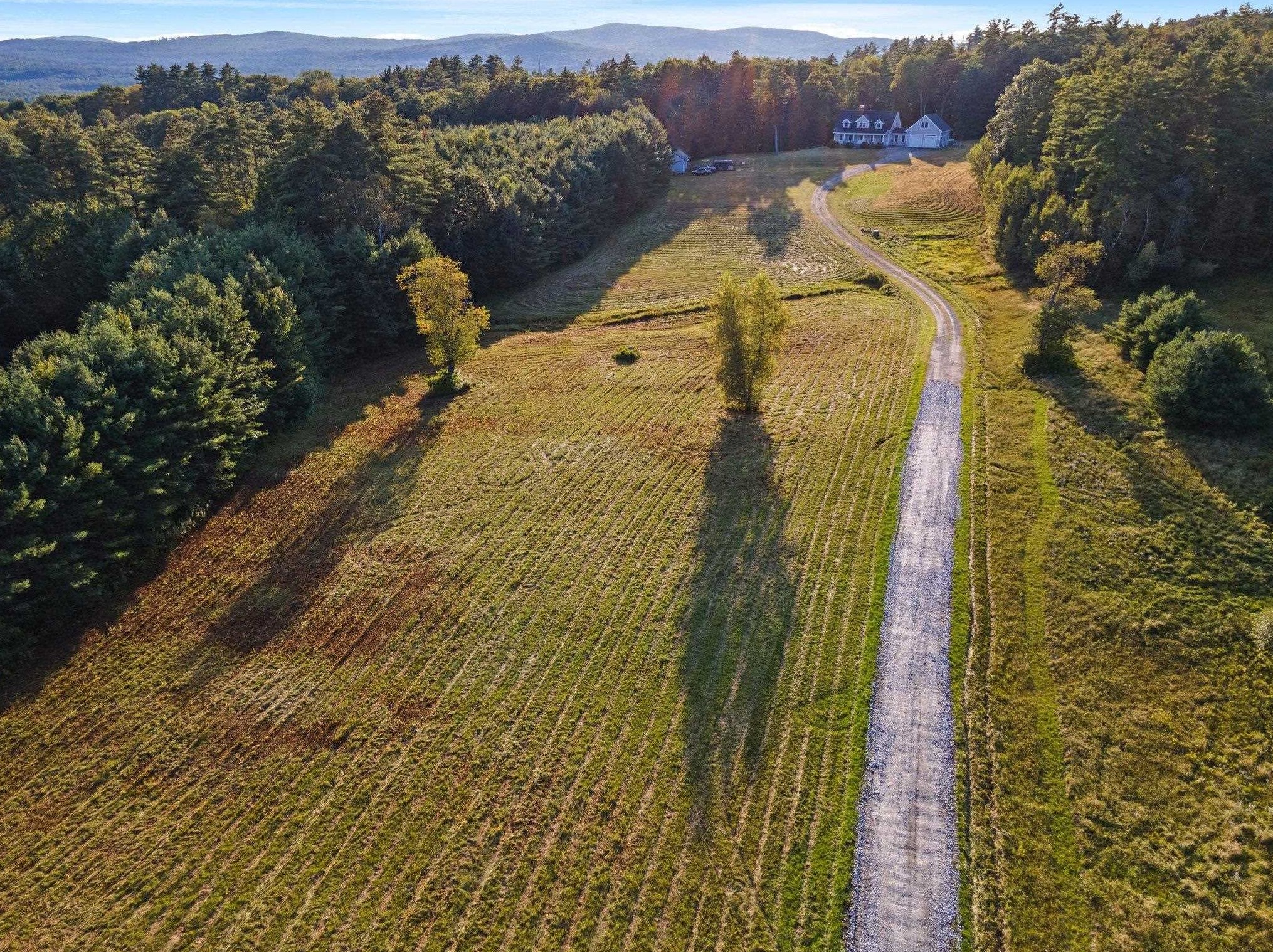 239 E Mountain Rd, Unity, NH 03773