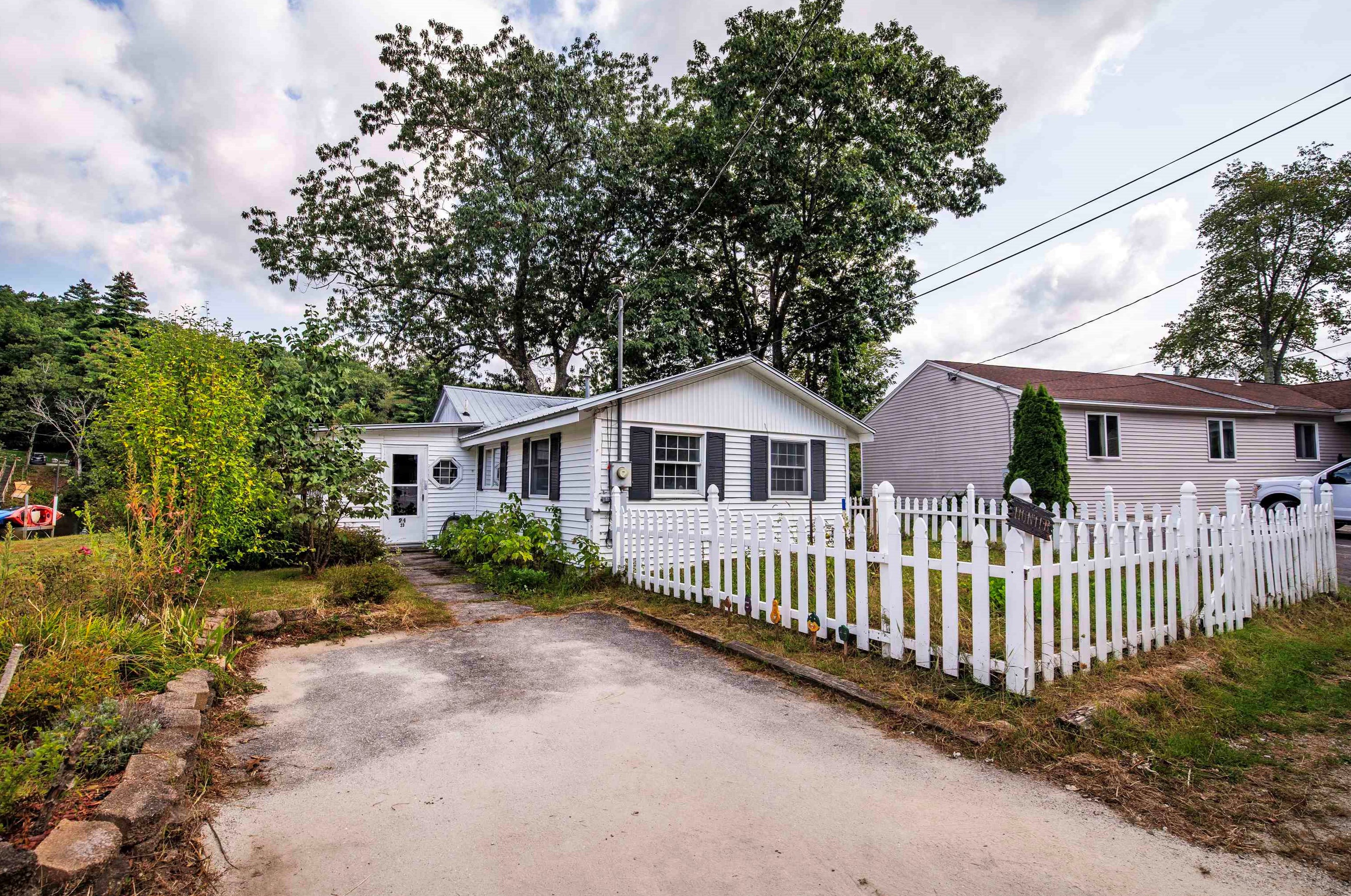 23 Channel Ln, Goffstown, NH 03045