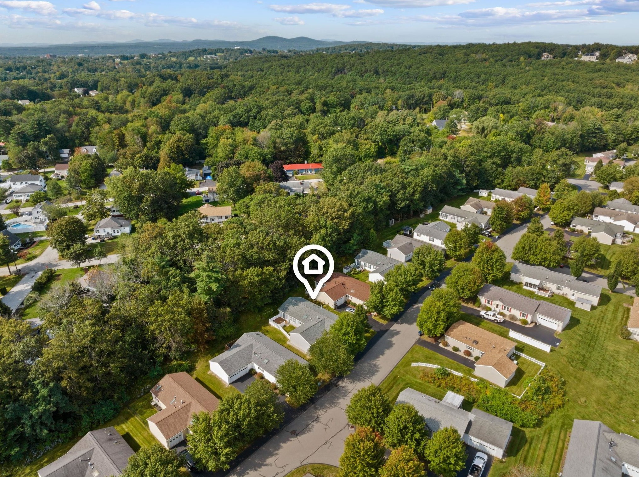 176 Victorian Way, Manchester, NH 03104