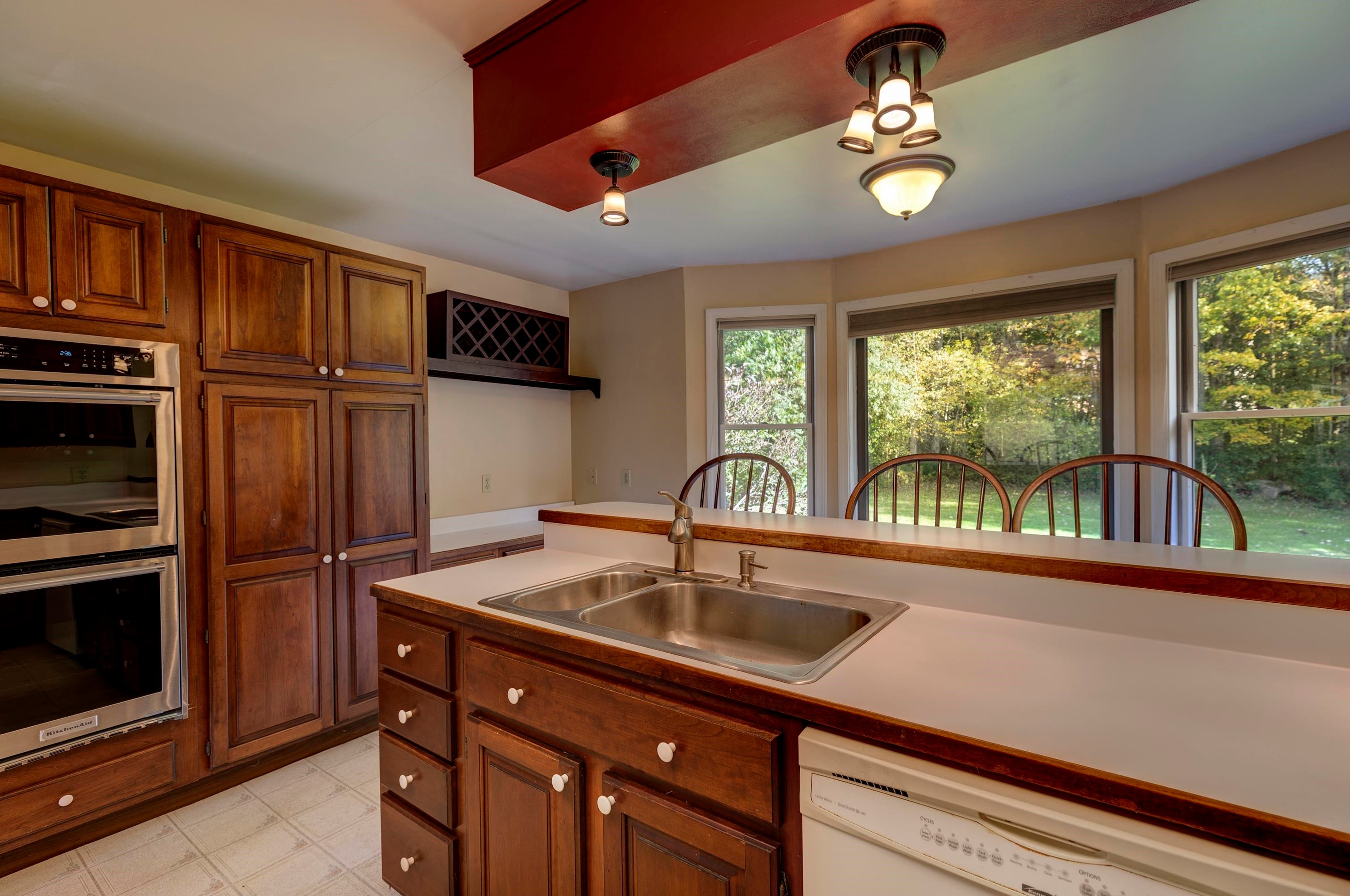 463 Meriden Rd, Lebanon NH  03766-2402 exterior