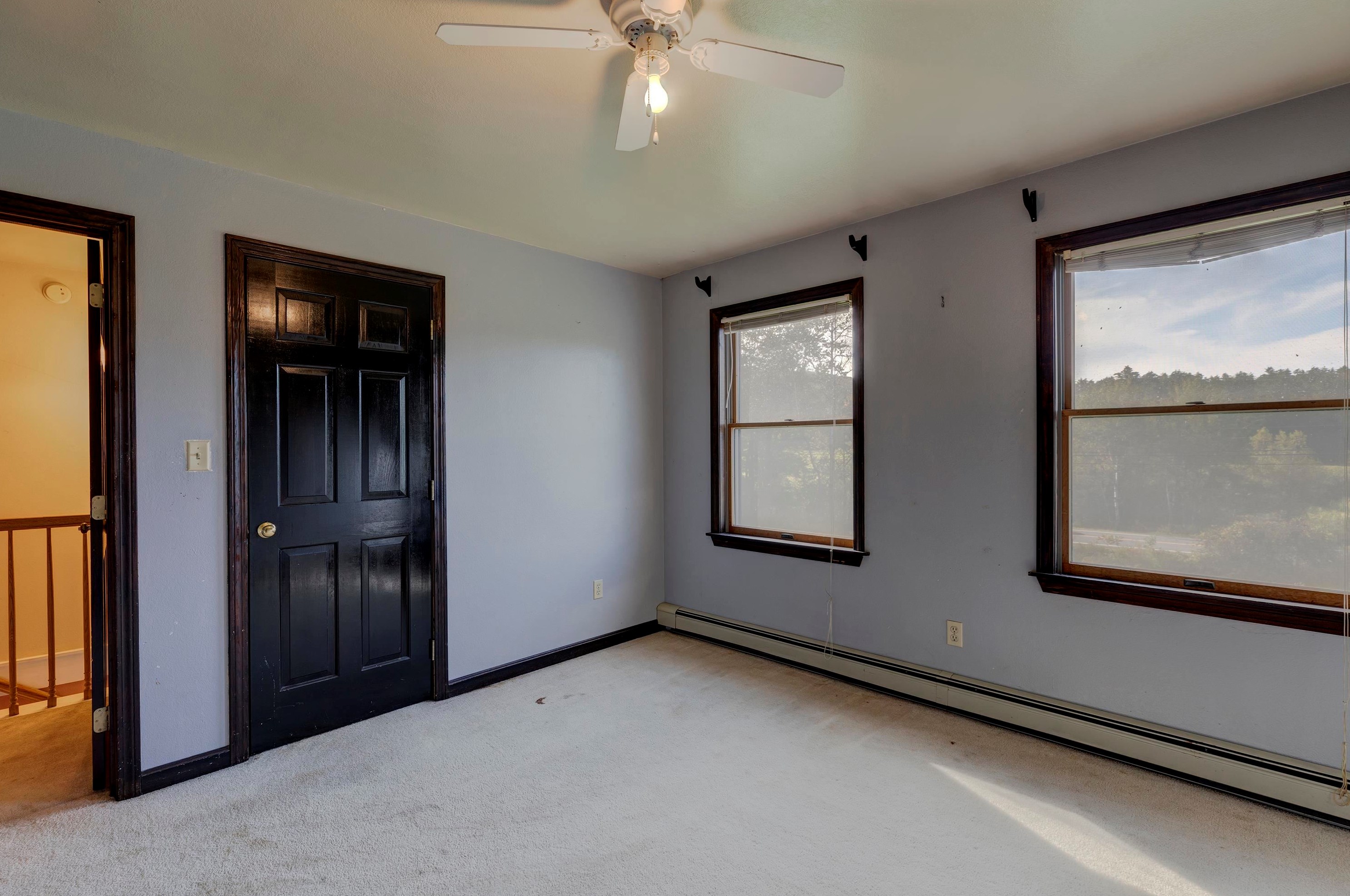 463 Meriden Rd, Lebanon NH  03766-2402 exterior