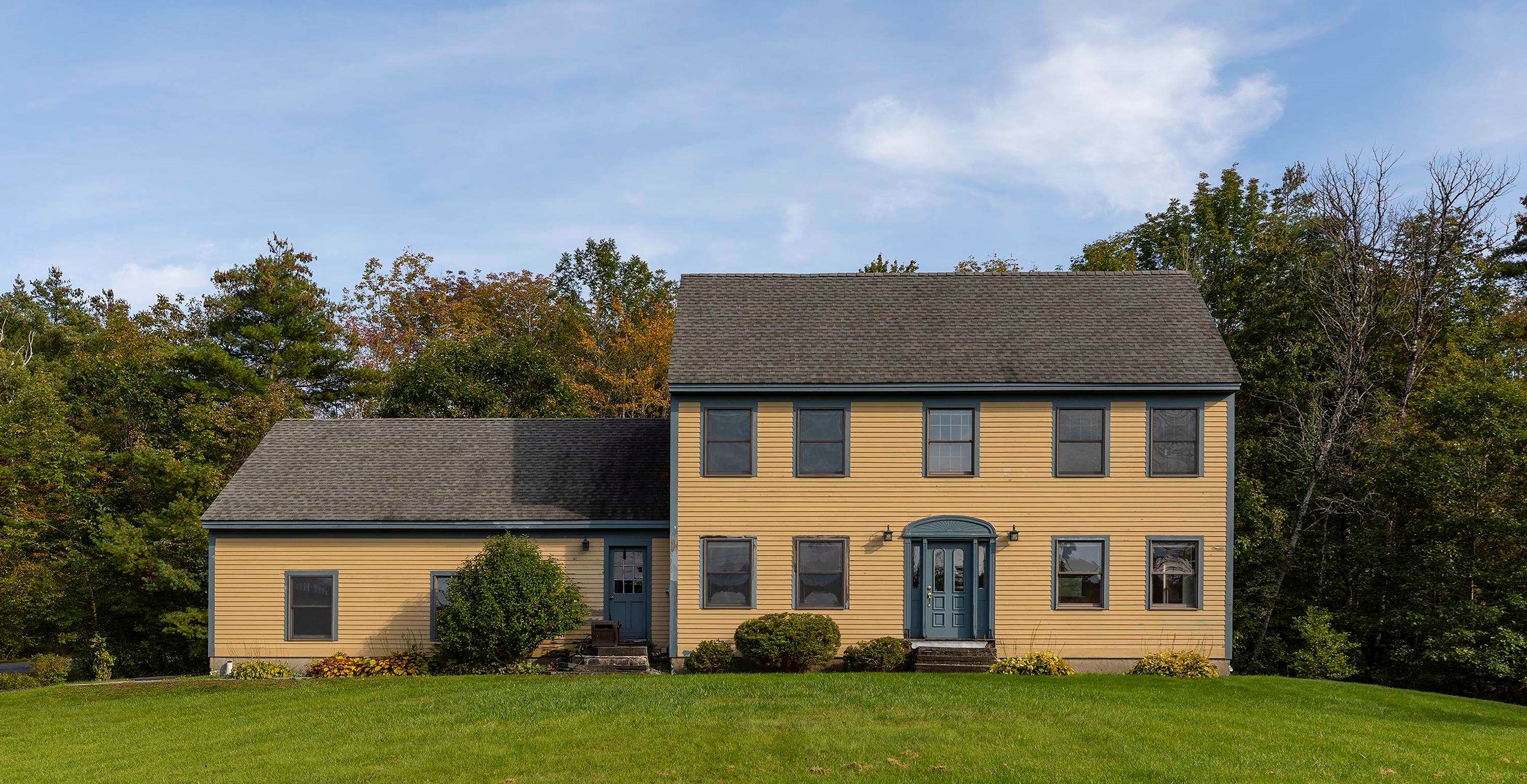 463 Meriden Rd, Lebanon NH  03766-2402 exterior