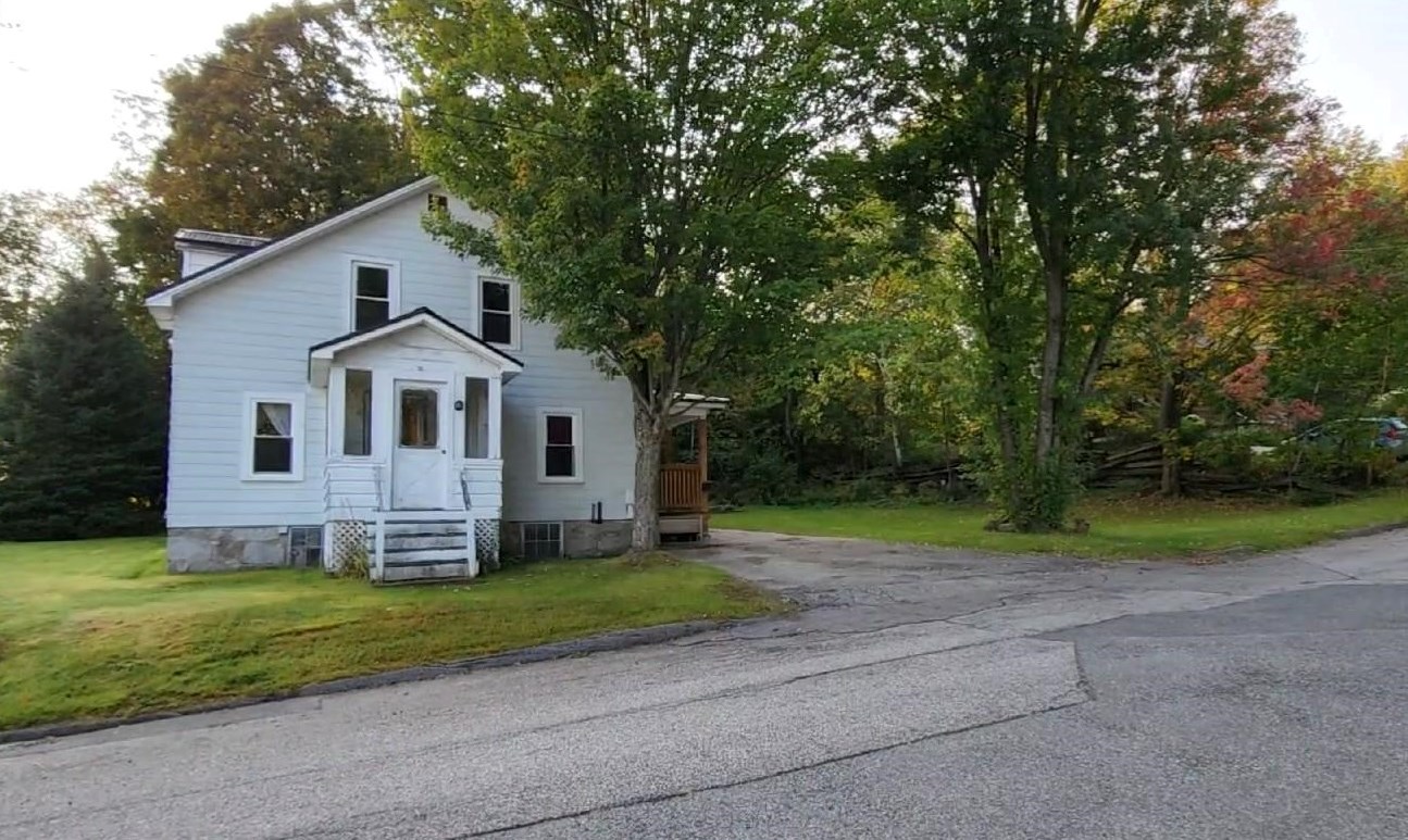 612 Gendron St, Berlin, NH 03570 exterior