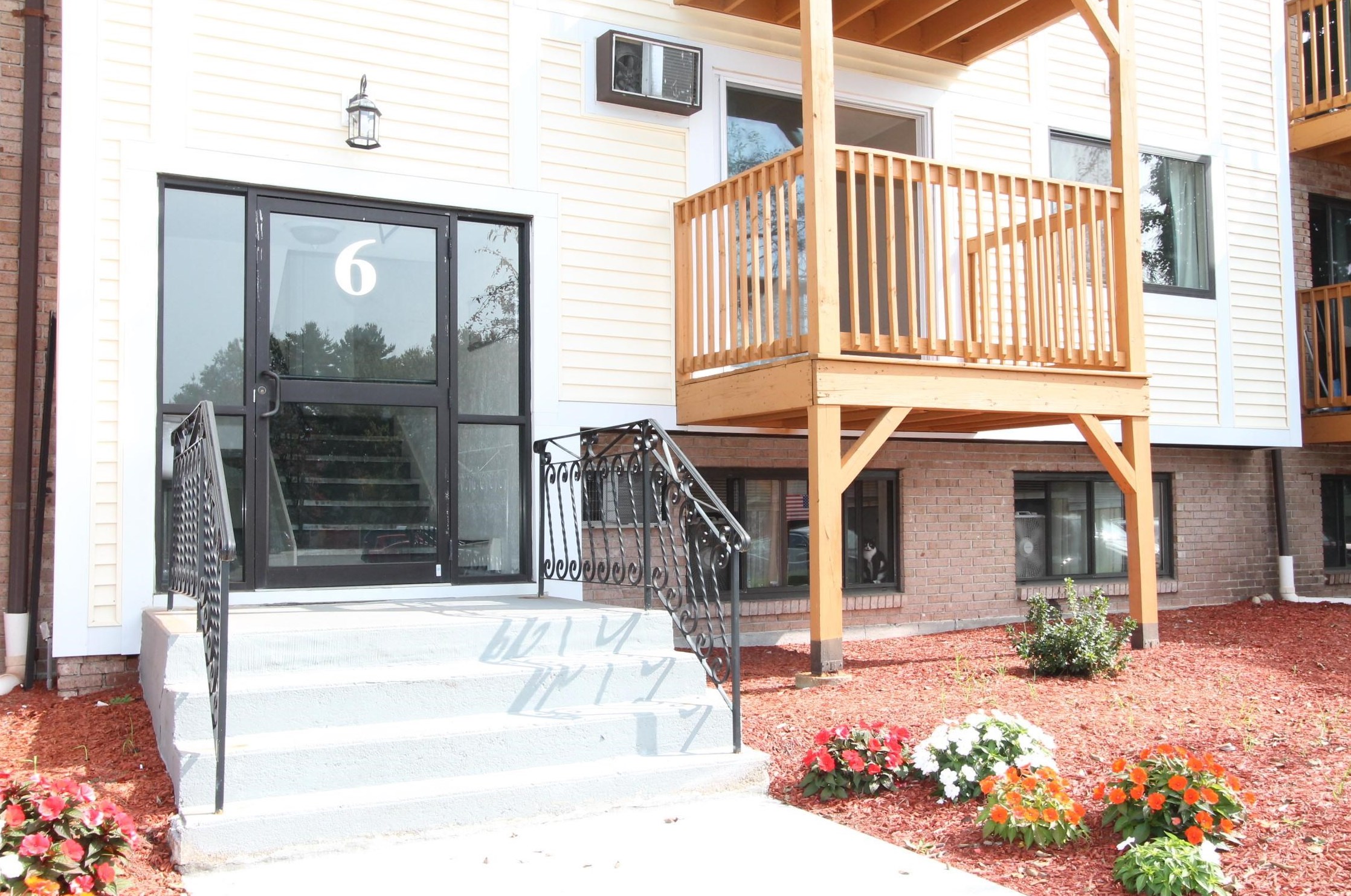 6 Lancelot Court #15, Salem, NH 03079