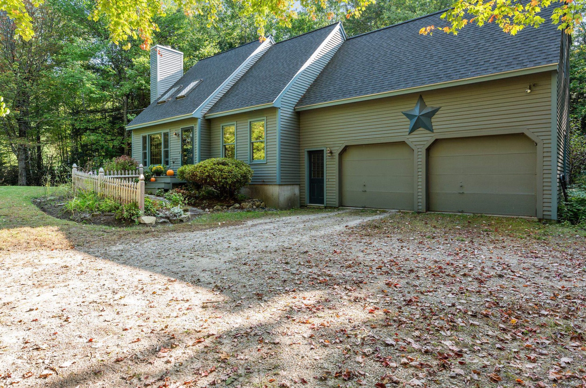 20 Chestnut Dr, Allenstown, NH 03275