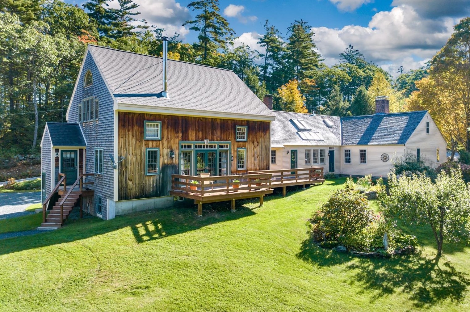 752 Murray Hill Rd, Hill, NH 03243