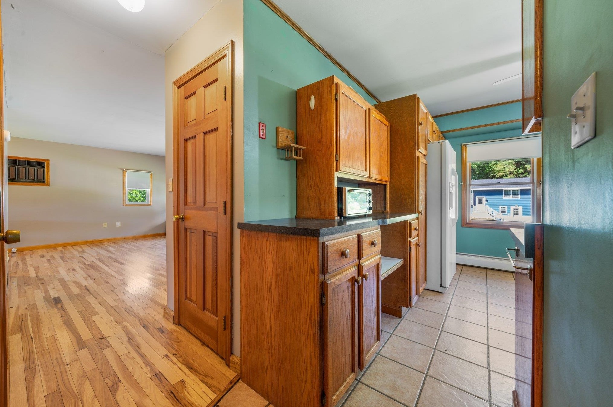 12 Bambi Trl, Merrimack NH  03054-2963 exterior